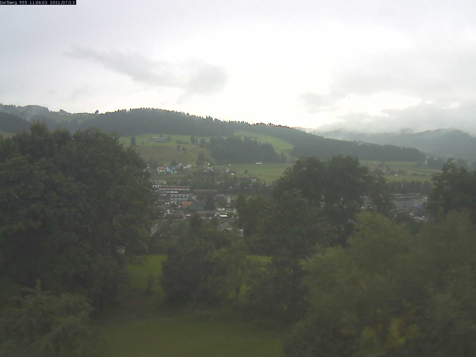 Webcam-Bild: Aussicht vom Dorfberg in Langnau 20210713-110601