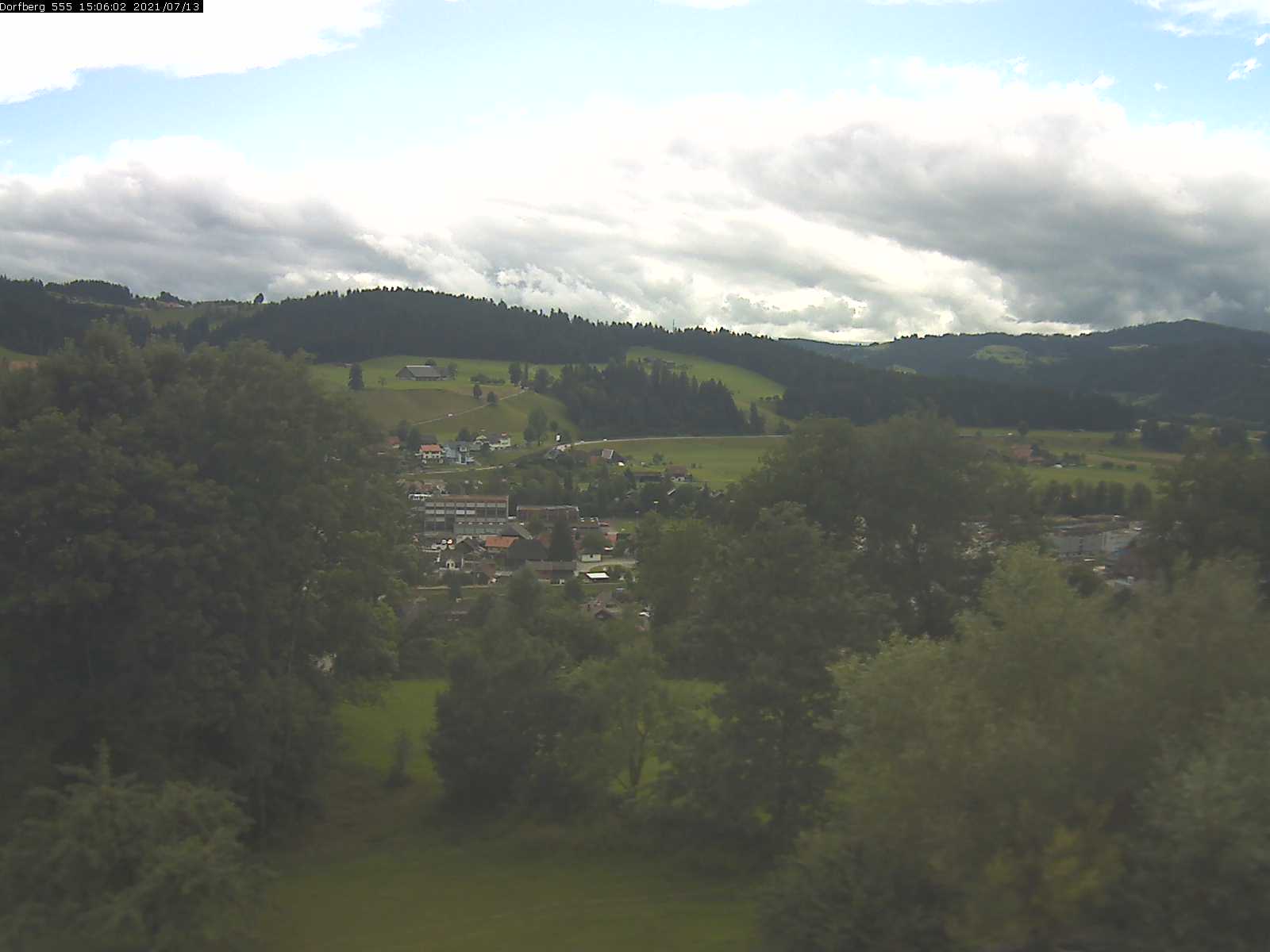 Webcam-Bild: Aussicht vom Dorfberg in Langnau 20210713-150601