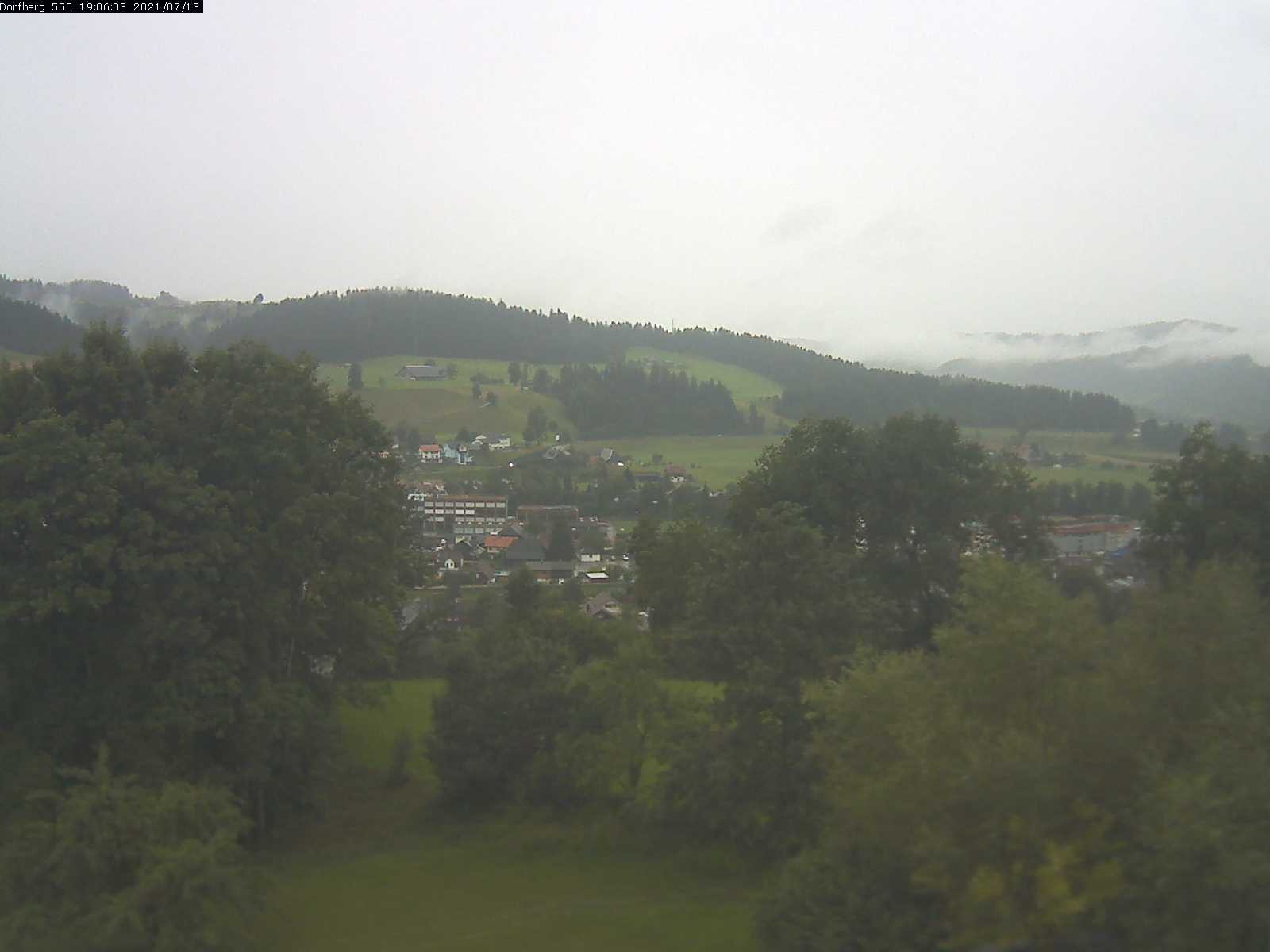 Webcam-Bild: Aussicht vom Dorfberg in Langnau 20210713-190601