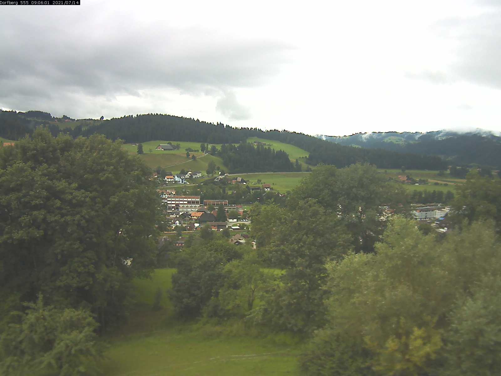 Webcam-Bild: Aussicht vom Dorfberg in Langnau 20210714-090601