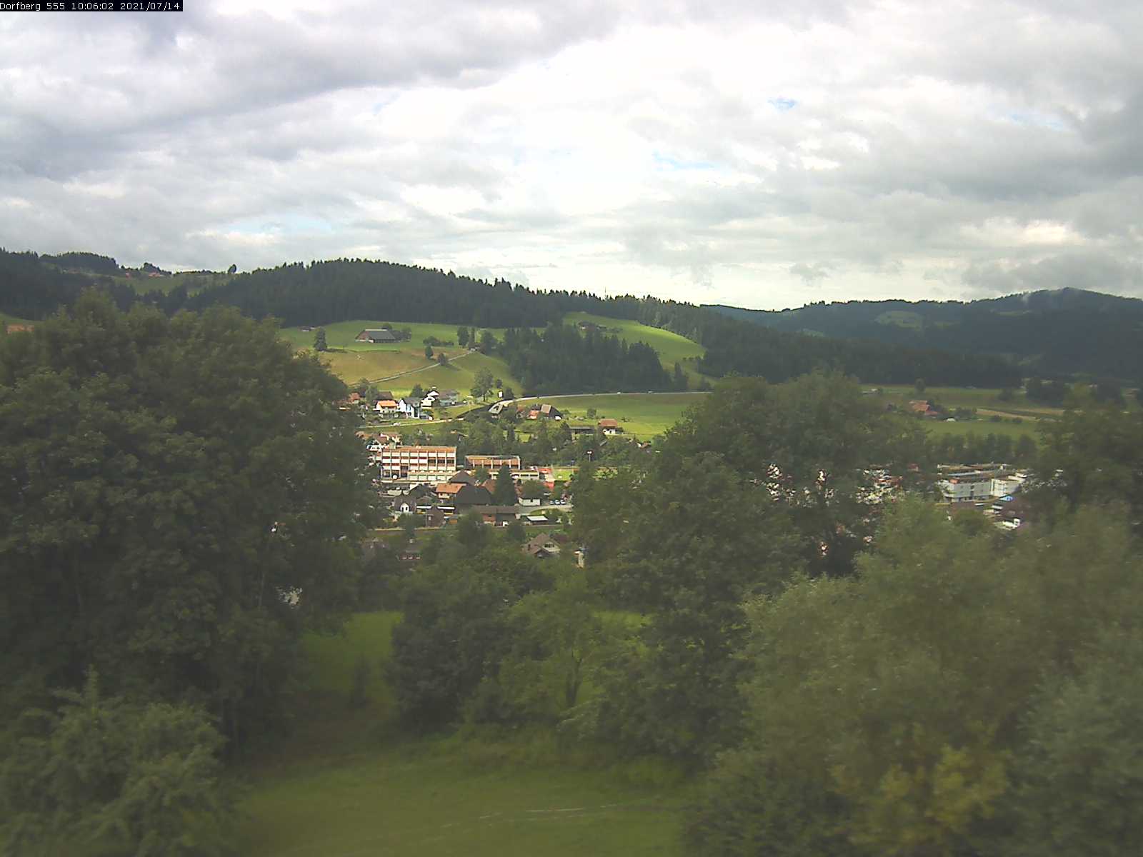 Webcam-Bild: Aussicht vom Dorfberg in Langnau 20210714-100601