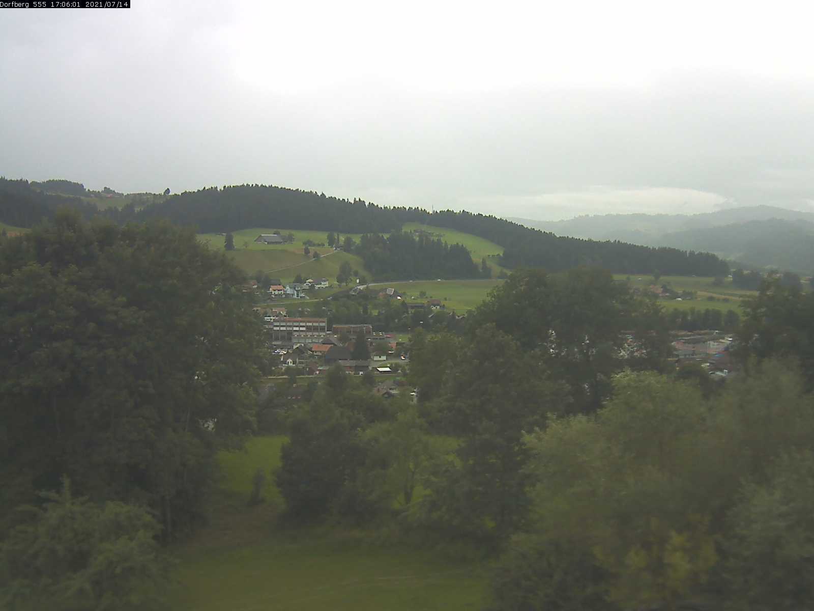 Webcam-Bild: Aussicht vom Dorfberg in Langnau 20210714-170601