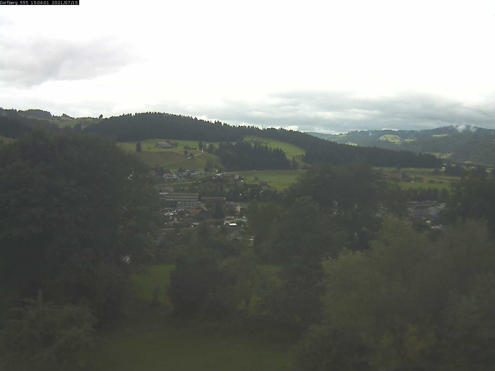 Webcam-Bild: Aussicht vom Dorfberg in Langnau 20210715-150601
