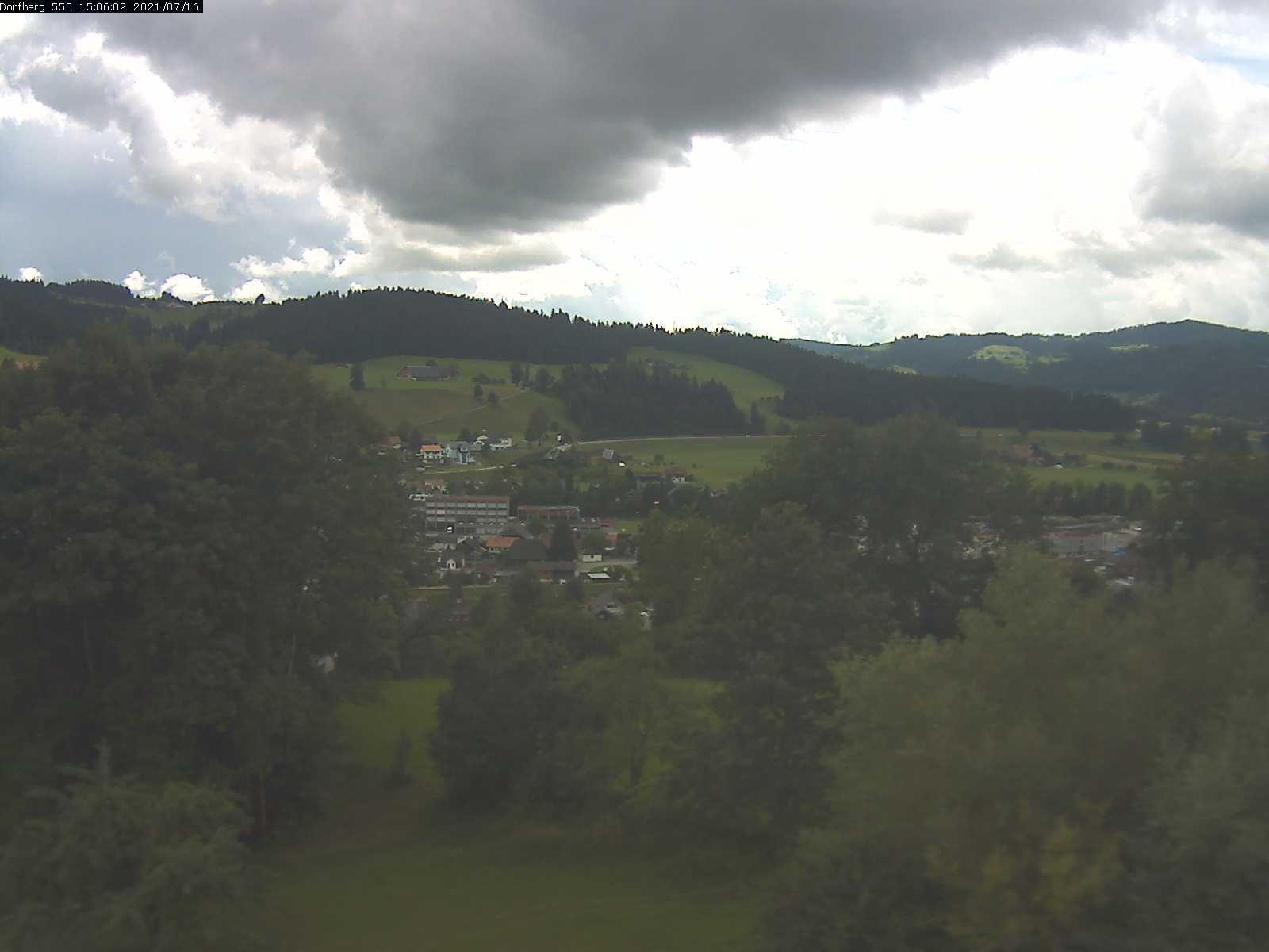 Webcam-Bild: Aussicht vom Dorfberg in Langnau 20210716-150602