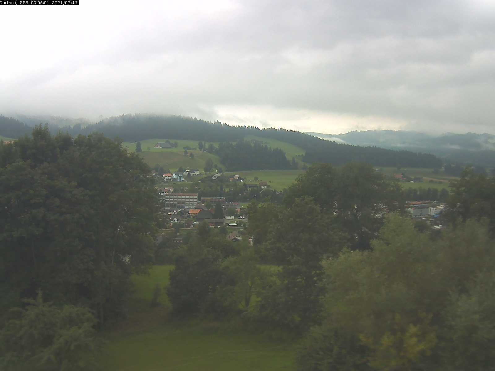 Webcam-Bild: Aussicht vom Dorfberg in Langnau 20210717-090601
