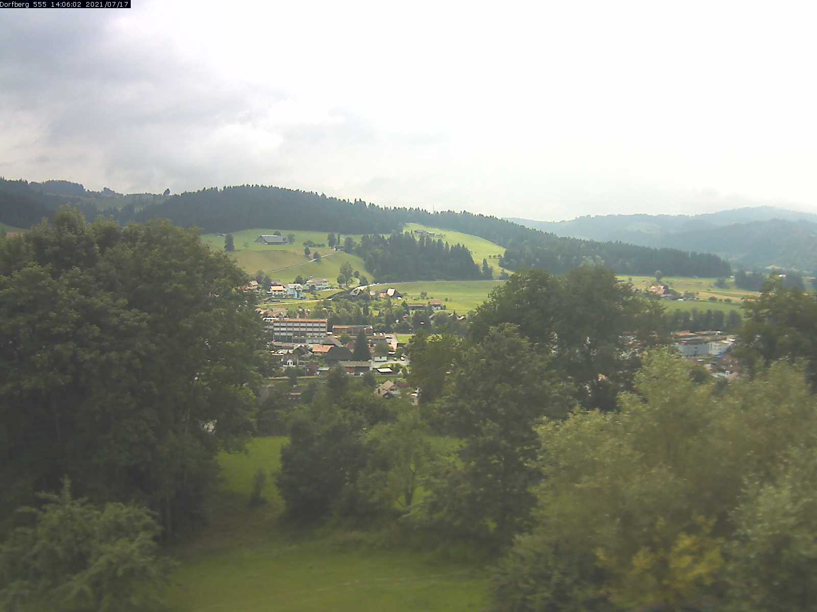 Webcam-Bild: Aussicht vom Dorfberg in Langnau 20210717-140601
