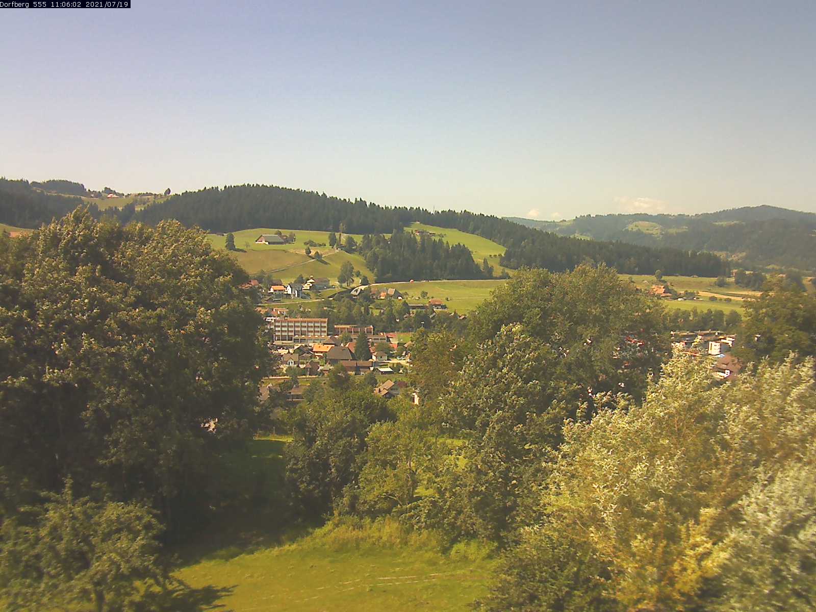 Webcam-Bild: Aussicht vom Dorfberg in Langnau 20210719-110601