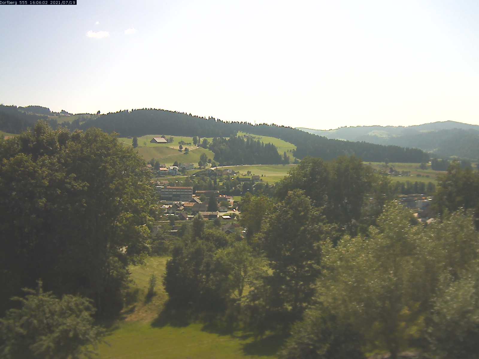 Webcam-Bild: Aussicht vom Dorfberg in Langnau 20210719-160601