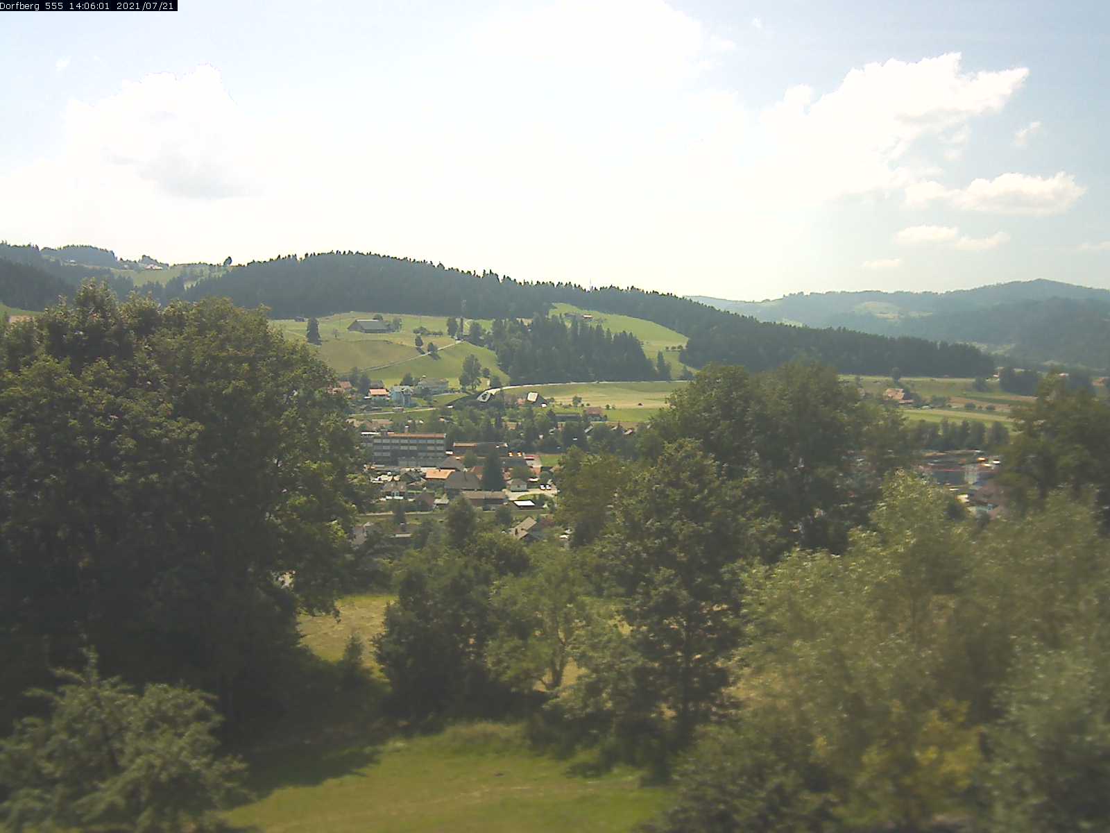 Webcam-Bild: Aussicht vom Dorfberg in Langnau 20210721-140601