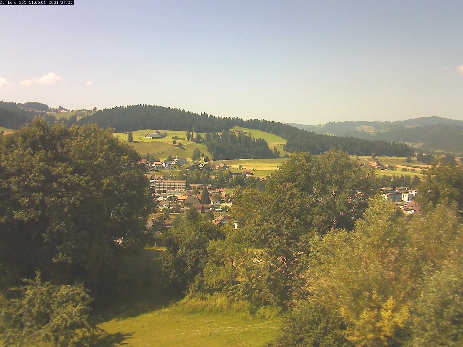 Webcam-Bild: Aussicht vom Dorfberg in Langnau 20210722-110601