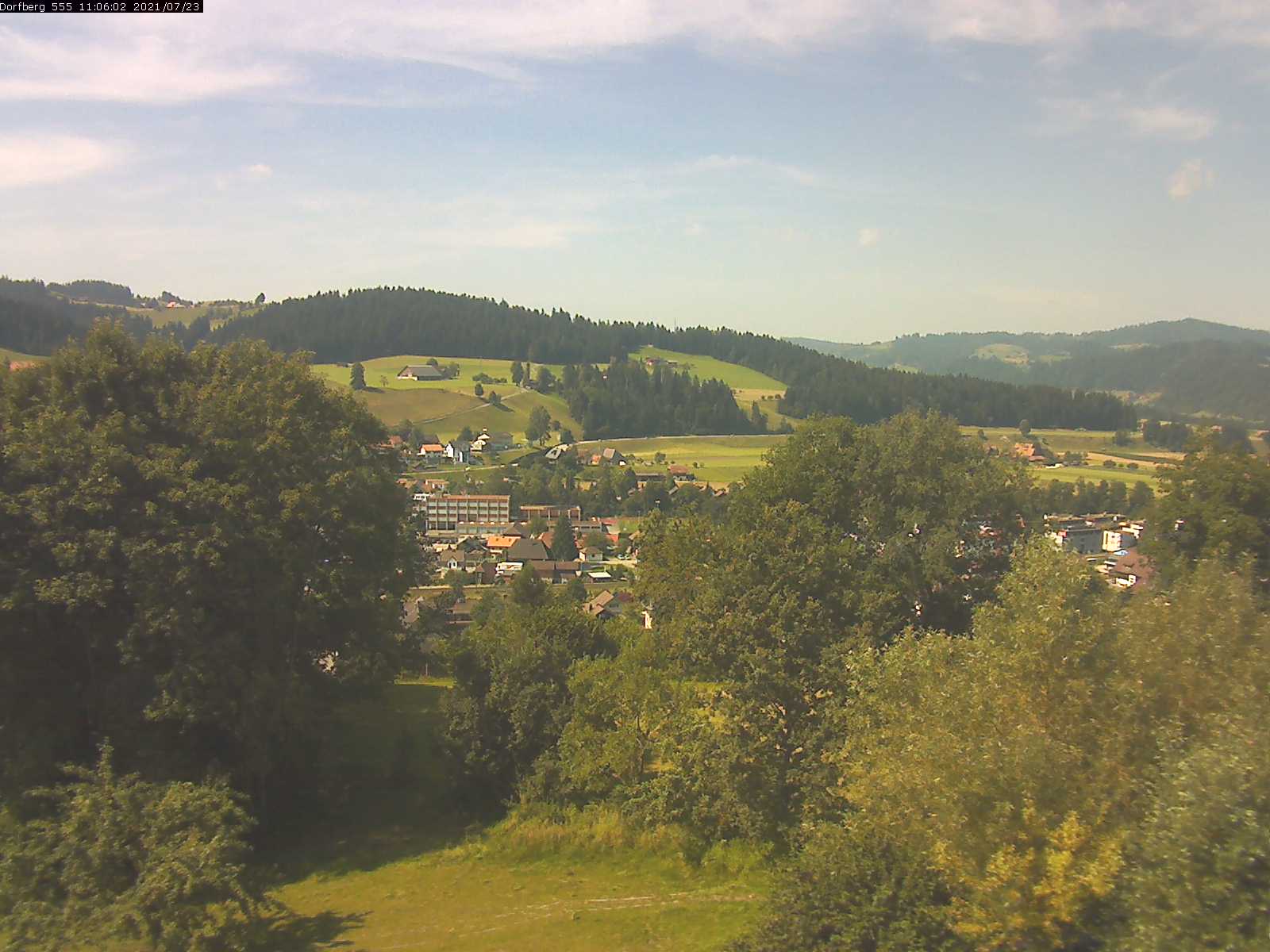 Webcam-Bild: Aussicht vom Dorfberg in Langnau 20210723-110602