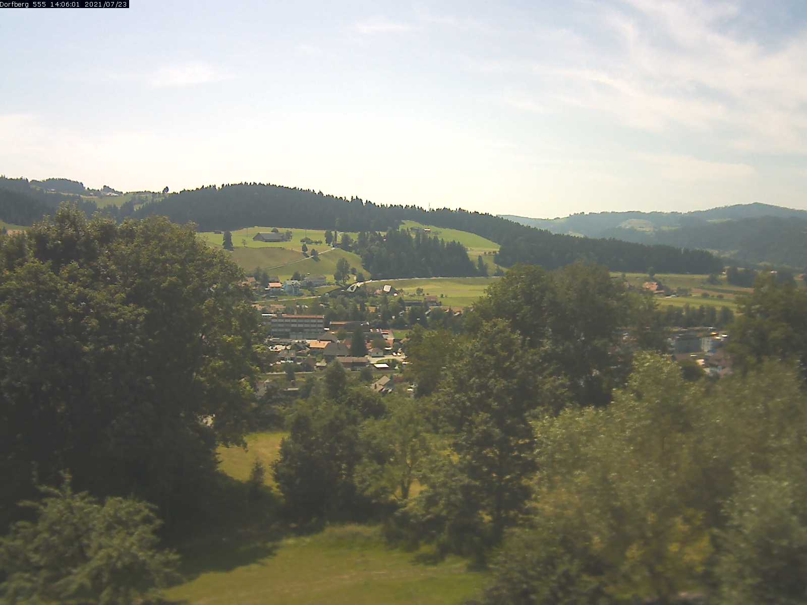 Webcam-Bild: Aussicht vom Dorfberg in Langnau 20210723-140601