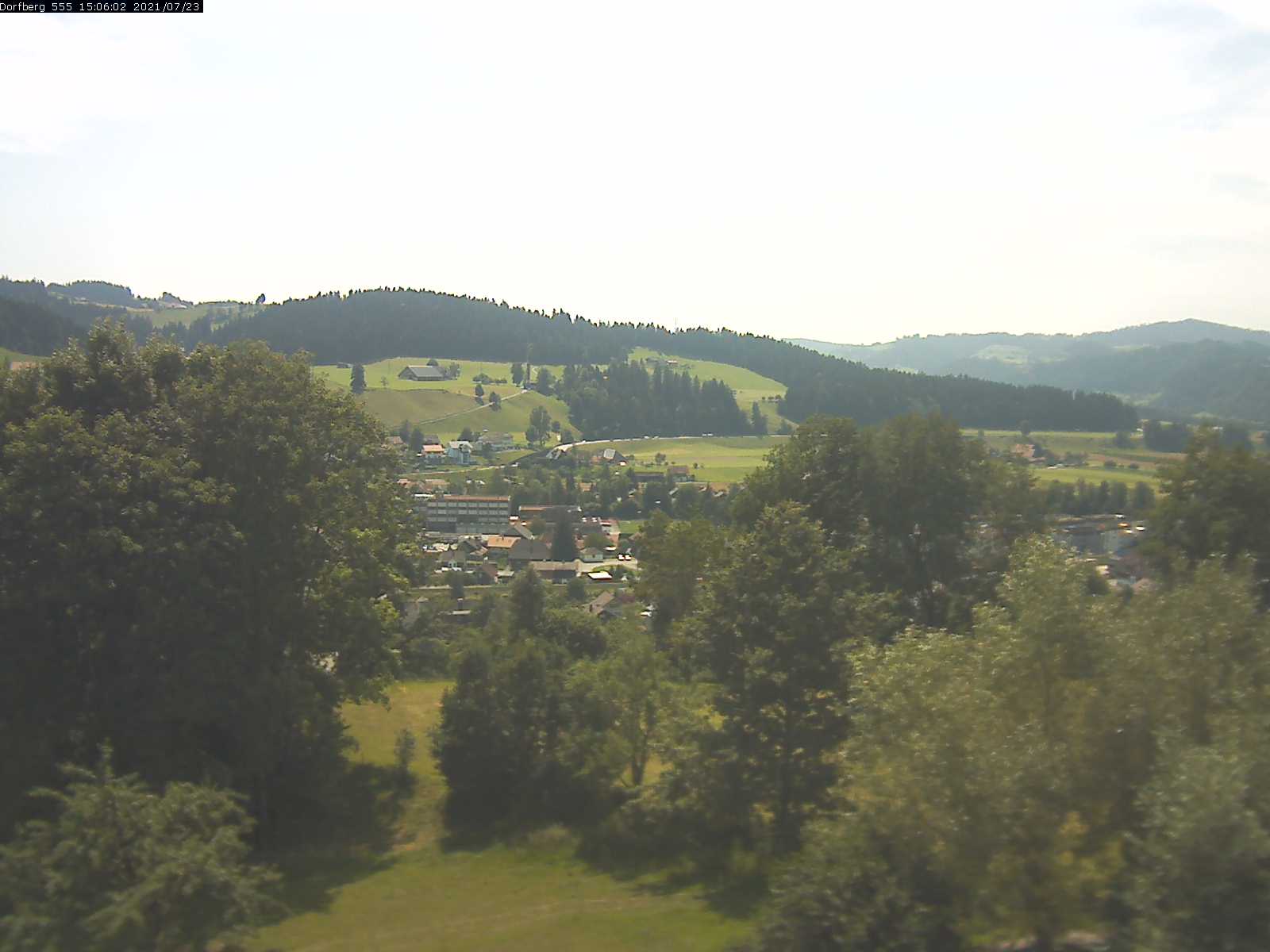 Webcam-Bild: Aussicht vom Dorfberg in Langnau 20210723-150601