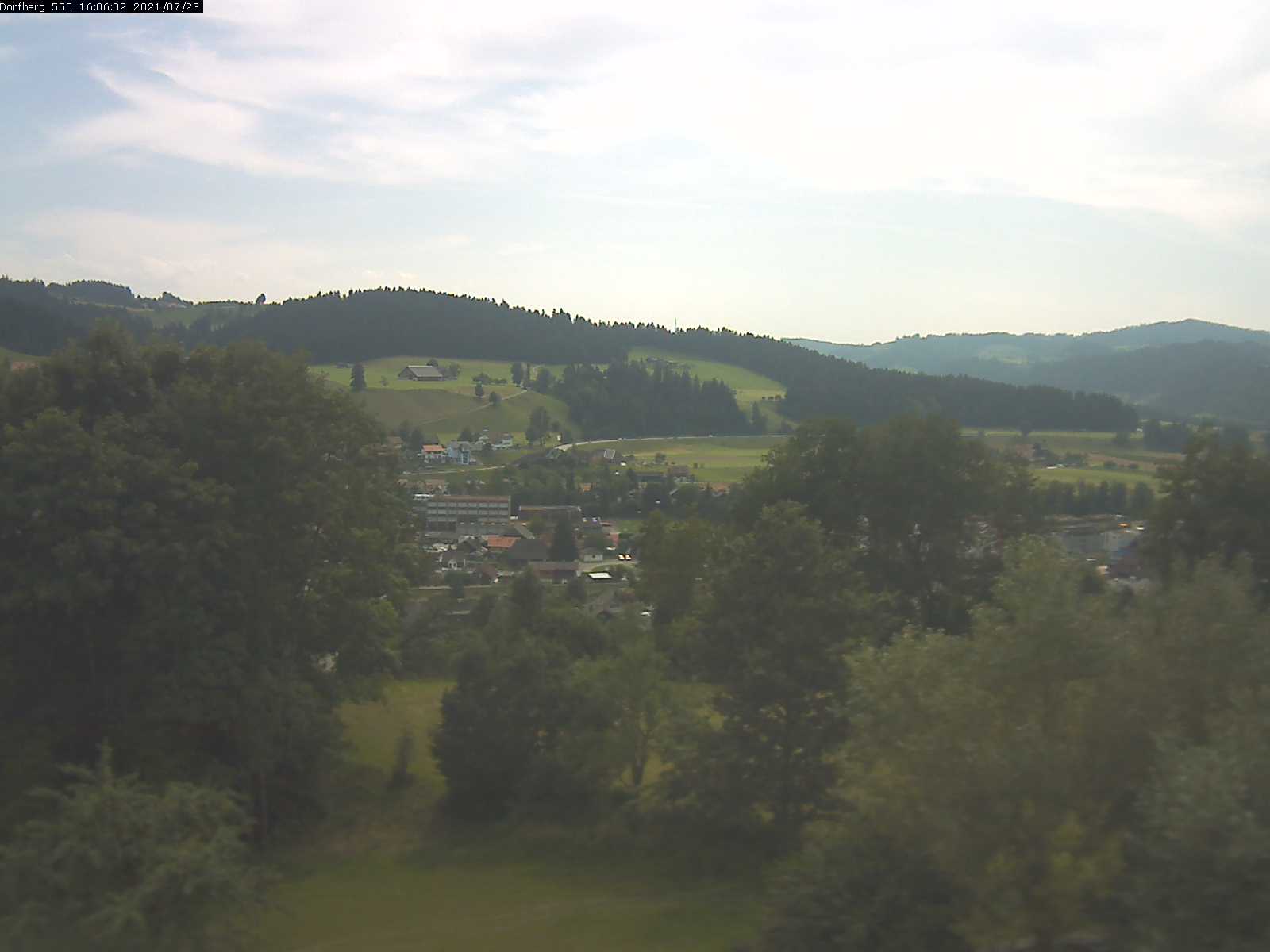 Webcam-Bild: Aussicht vom Dorfberg in Langnau 20210723-160601