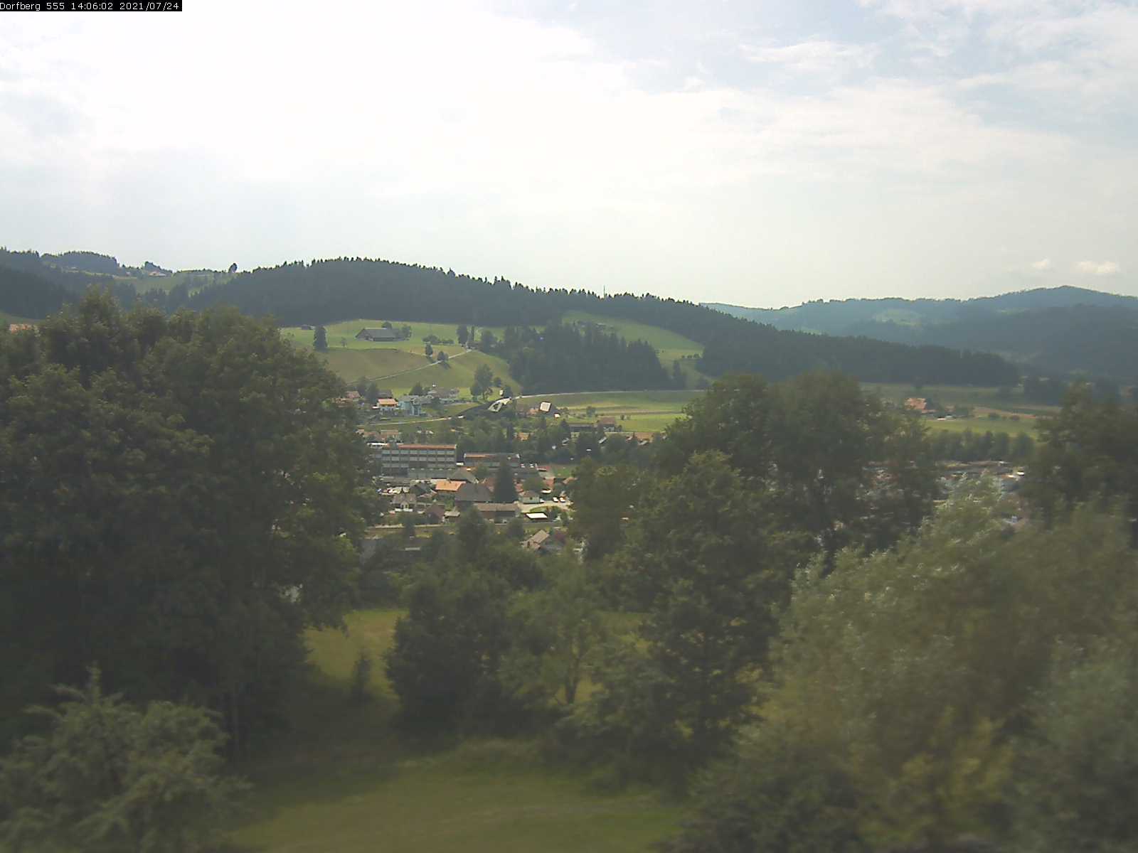 Webcam-Bild: Aussicht vom Dorfberg in Langnau 20210724-140601