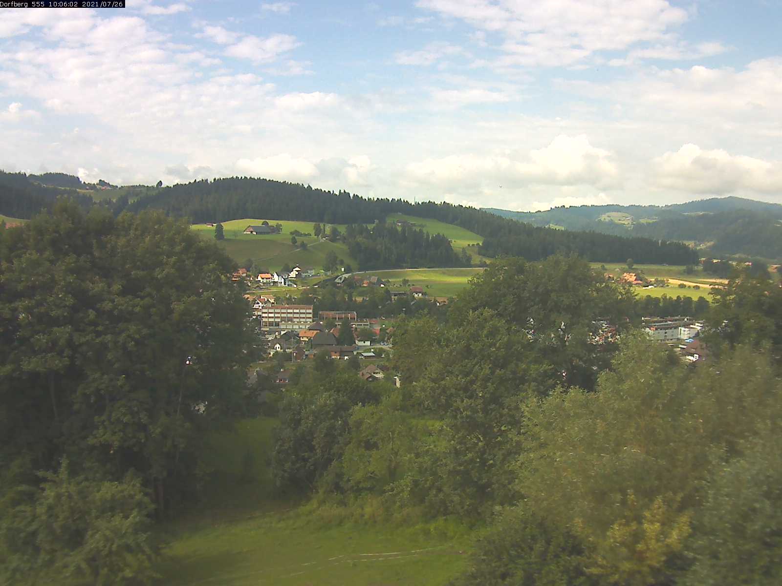 Webcam-Bild: Aussicht vom Dorfberg in Langnau 20210726-100601
