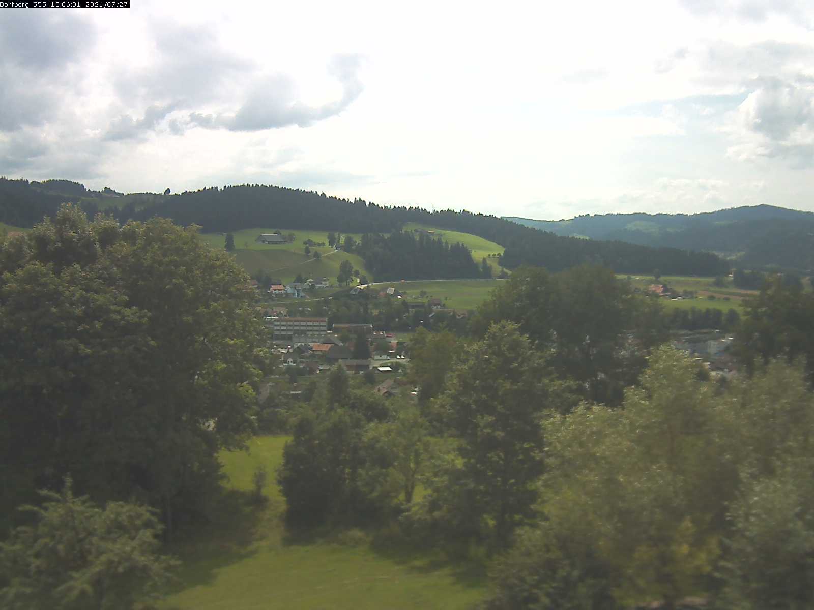 Webcam-Bild: Aussicht vom Dorfberg in Langnau 20210727-150601