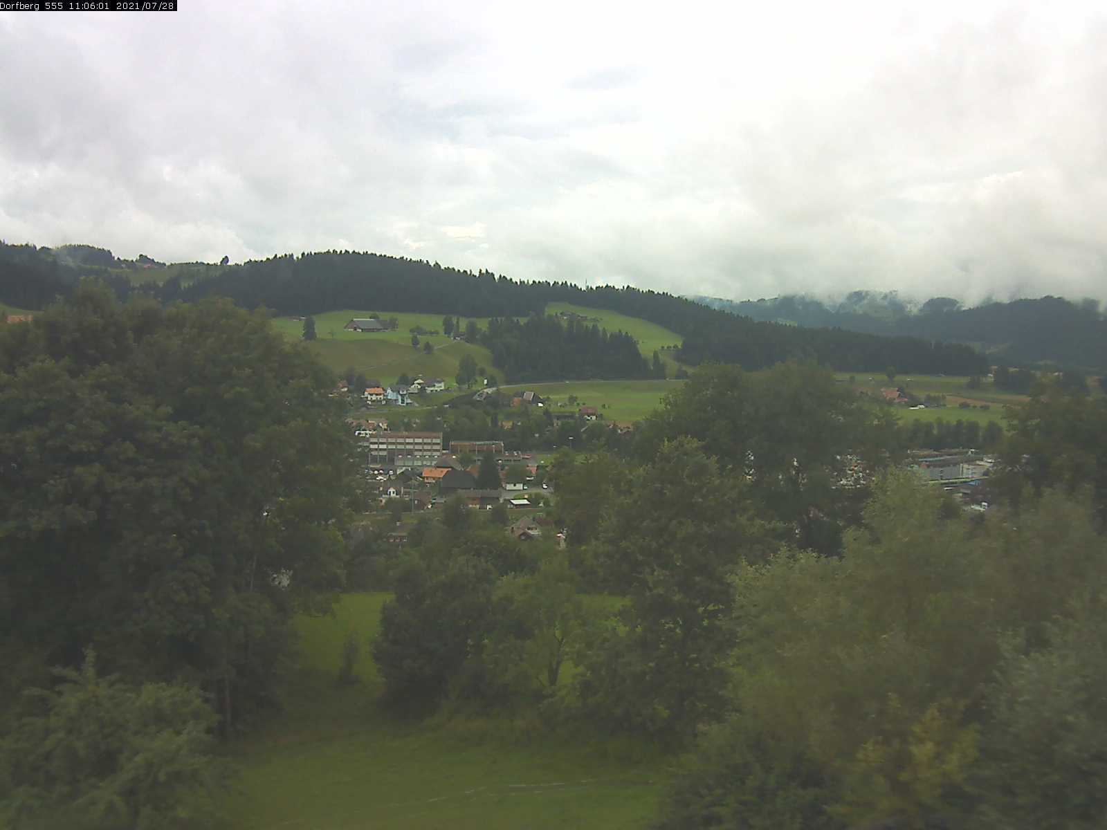 Webcam-Bild: Aussicht vom Dorfberg in Langnau 20210728-110601