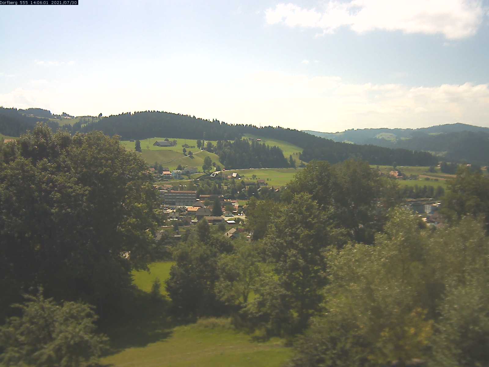 Webcam-Bild: Aussicht vom Dorfberg in Langnau 20210730-140601