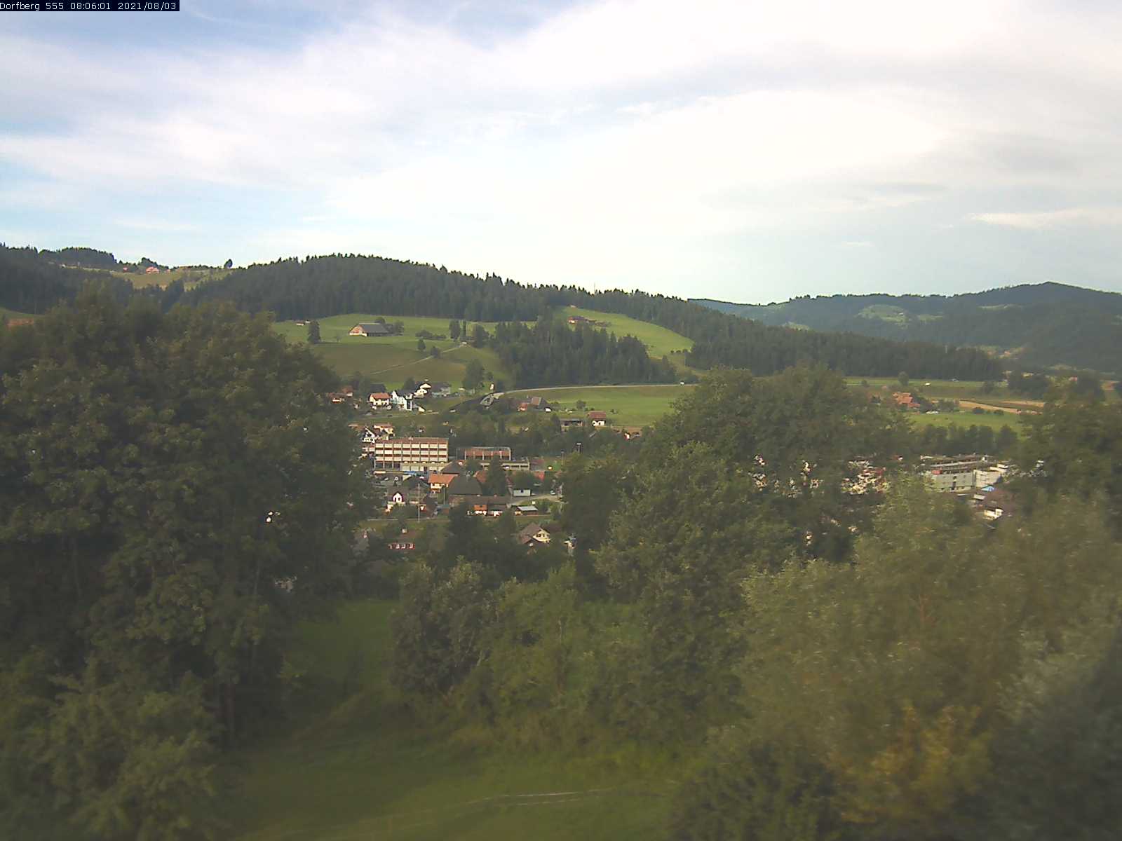 Webcam-Bild: Aussicht vom Dorfberg in Langnau 20210803-080601