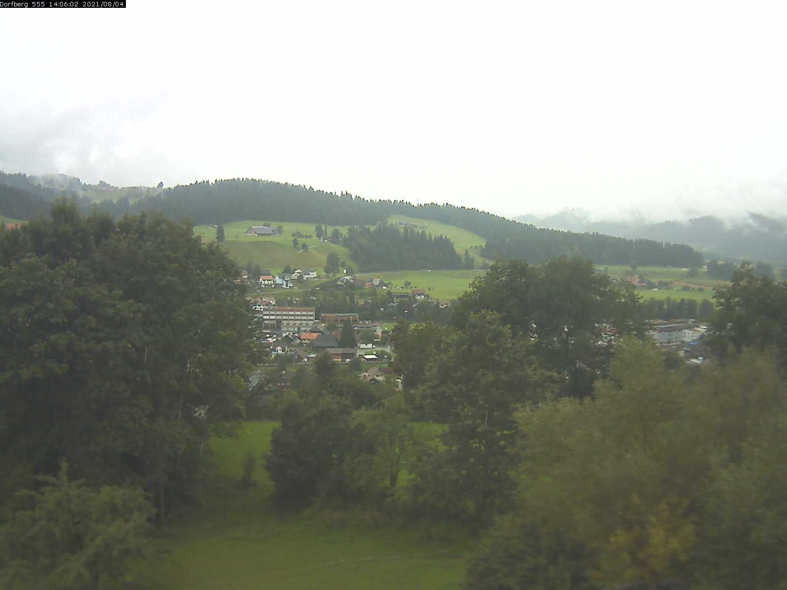 Webcam-Bild: Aussicht vom Dorfberg in Langnau 20210804-140601