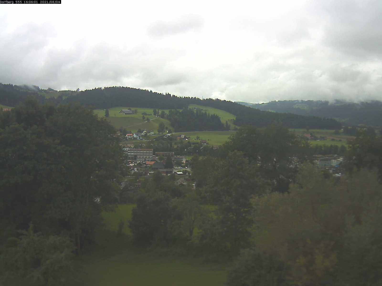 Webcam-Bild: Aussicht vom Dorfberg in Langnau 20210804-160601