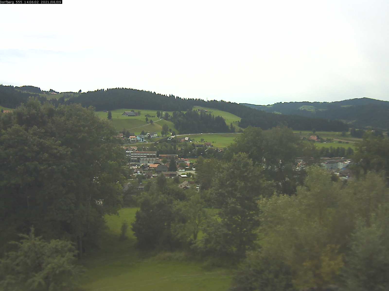 Webcam-Bild: Aussicht vom Dorfberg in Langnau 20210809-140601