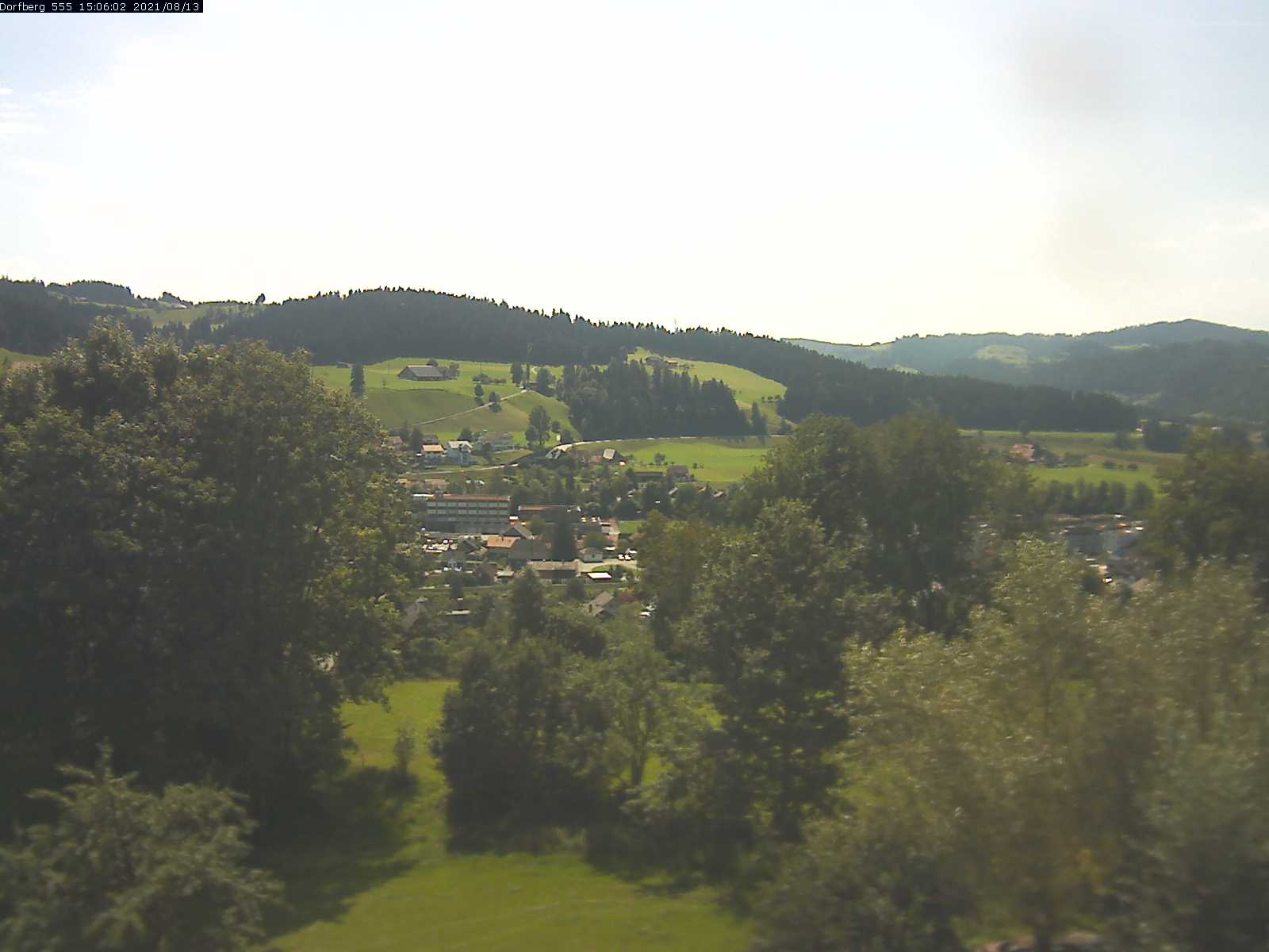 Webcam-Bild: Aussicht vom Dorfberg in Langnau 20210813-150601