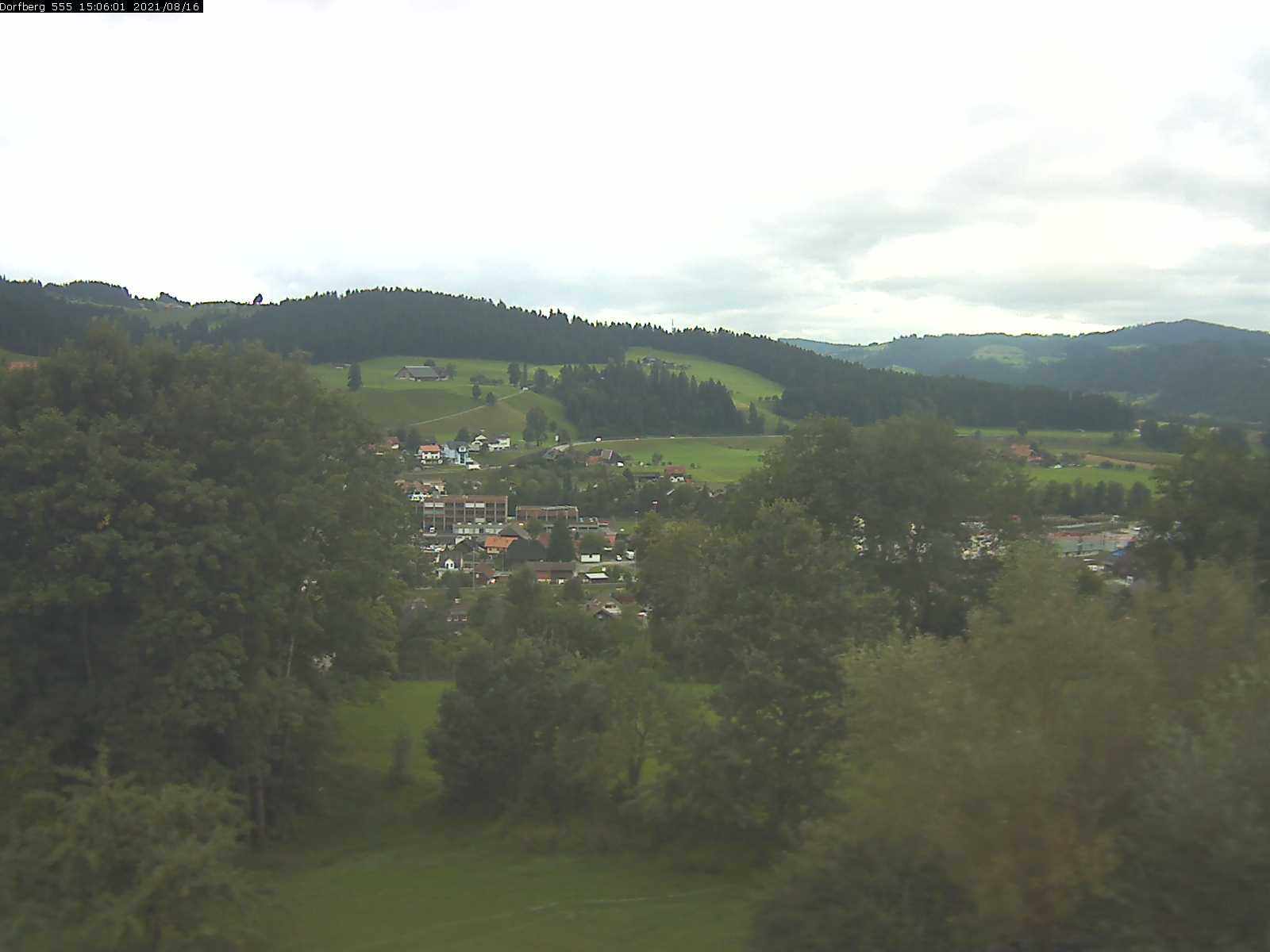 Webcam-Bild: Aussicht vom Dorfberg in Langnau 20210816-150601