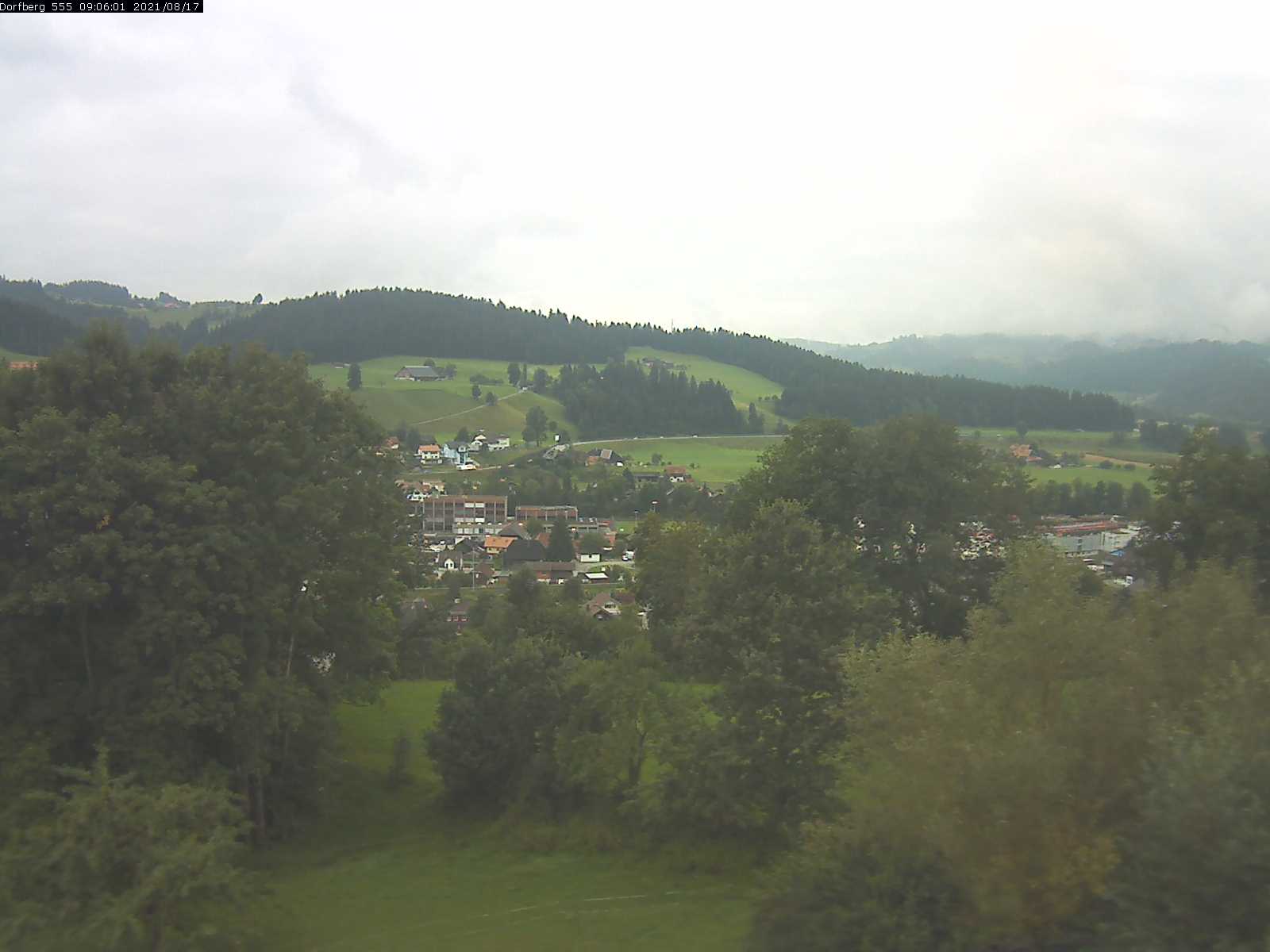 Webcam-Bild: Aussicht vom Dorfberg in Langnau 20210817-090601