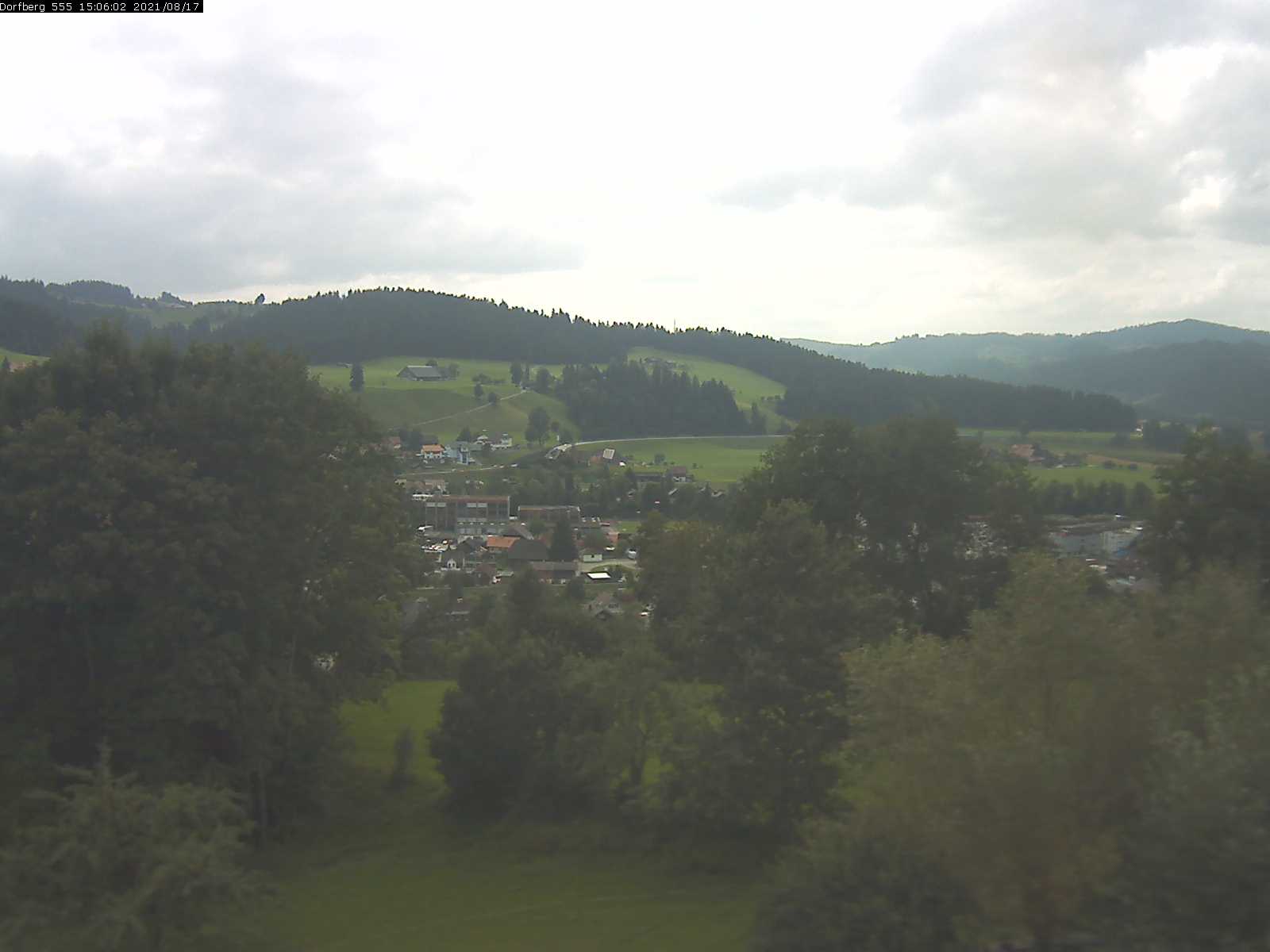 Webcam-Bild: Aussicht vom Dorfberg in Langnau 20210817-150601