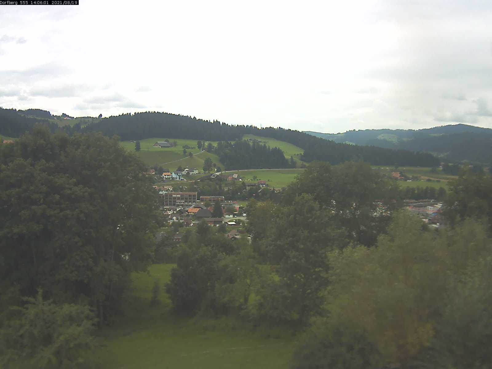 Webcam-Bild: Aussicht vom Dorfberg in Langnau 20210819-140601