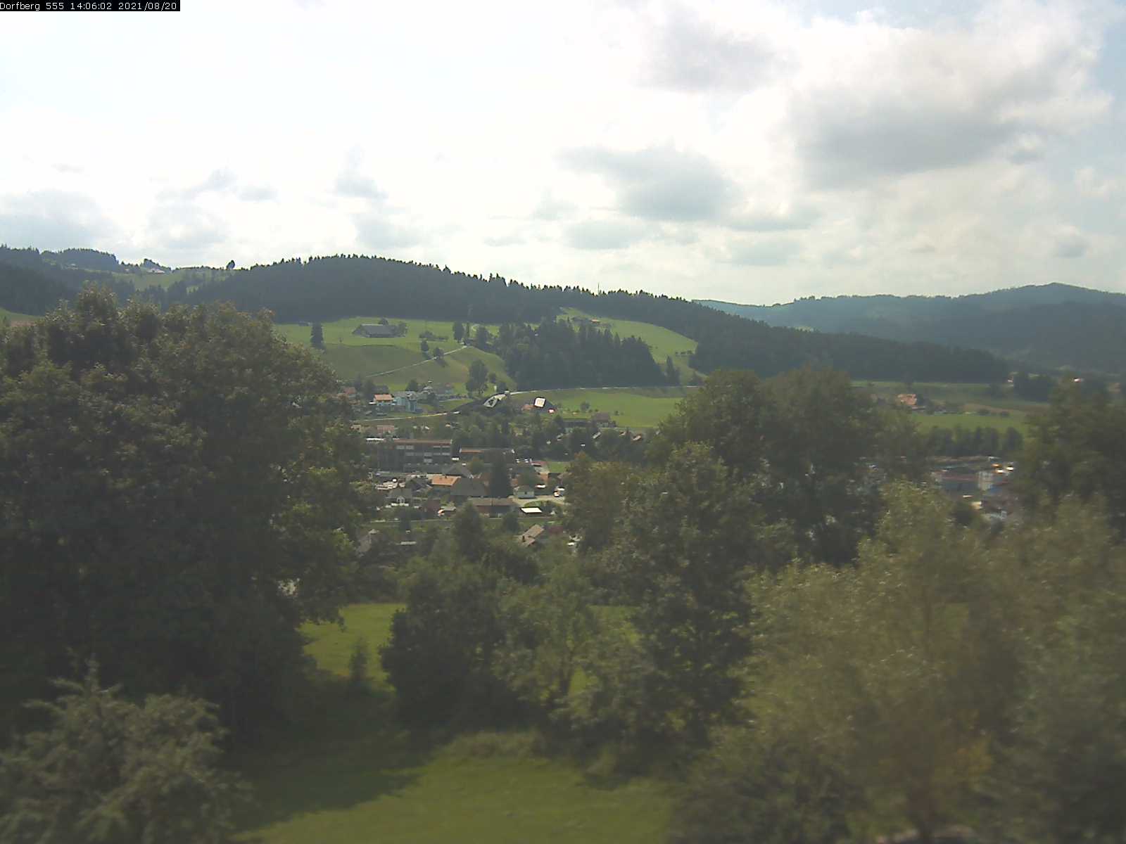 Webcam-Bild: Aussicht vom Dorfberg in Langnau 20210820-140601