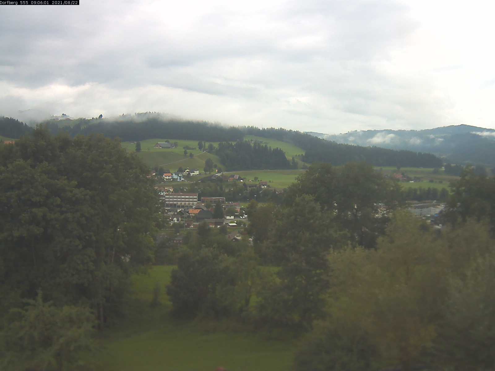 Webcam-Bild: Aussicht vom Dorfberg in Langnau 20210822-090601