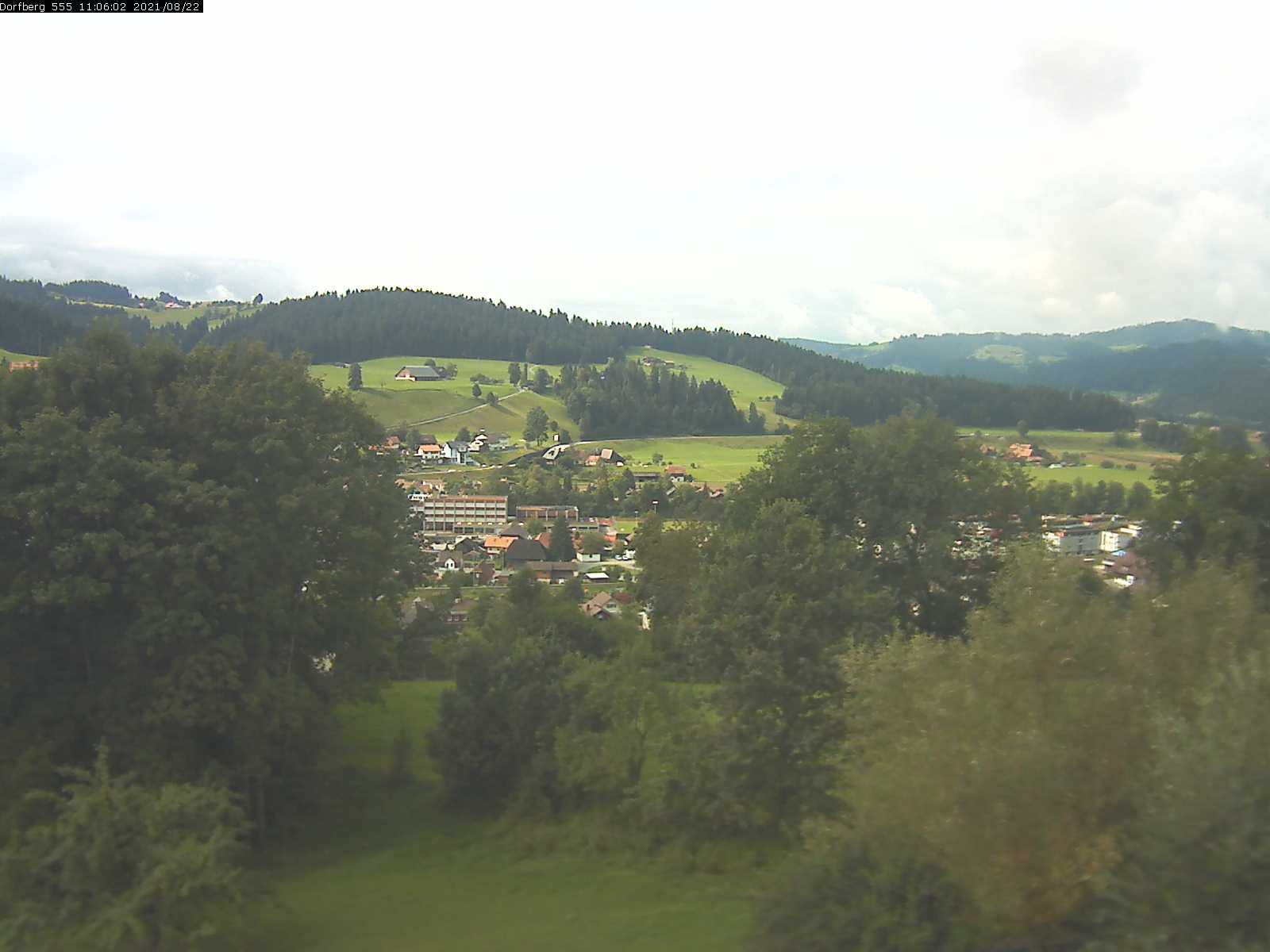 Webcam-Bild: Aussicht vom Dorfberg in Langnau 20210822-110601