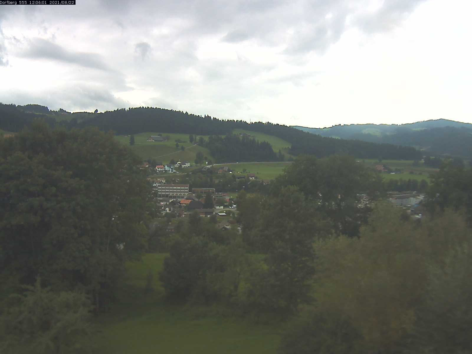 Webcam-Bild: Aussicht vom Dorfberg in Langnau 20210822-120601