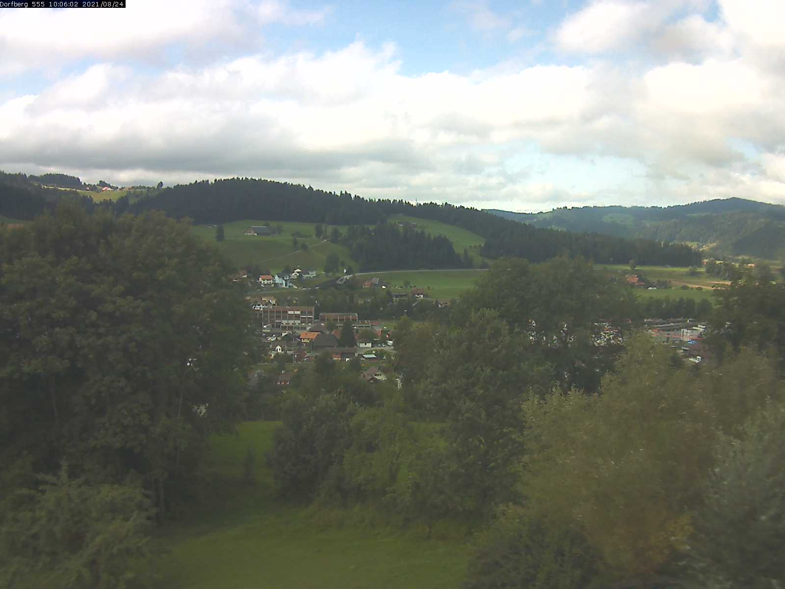 Webcam-Bild: Aussicht vom Dorfberg in Langnau 20210824-100601