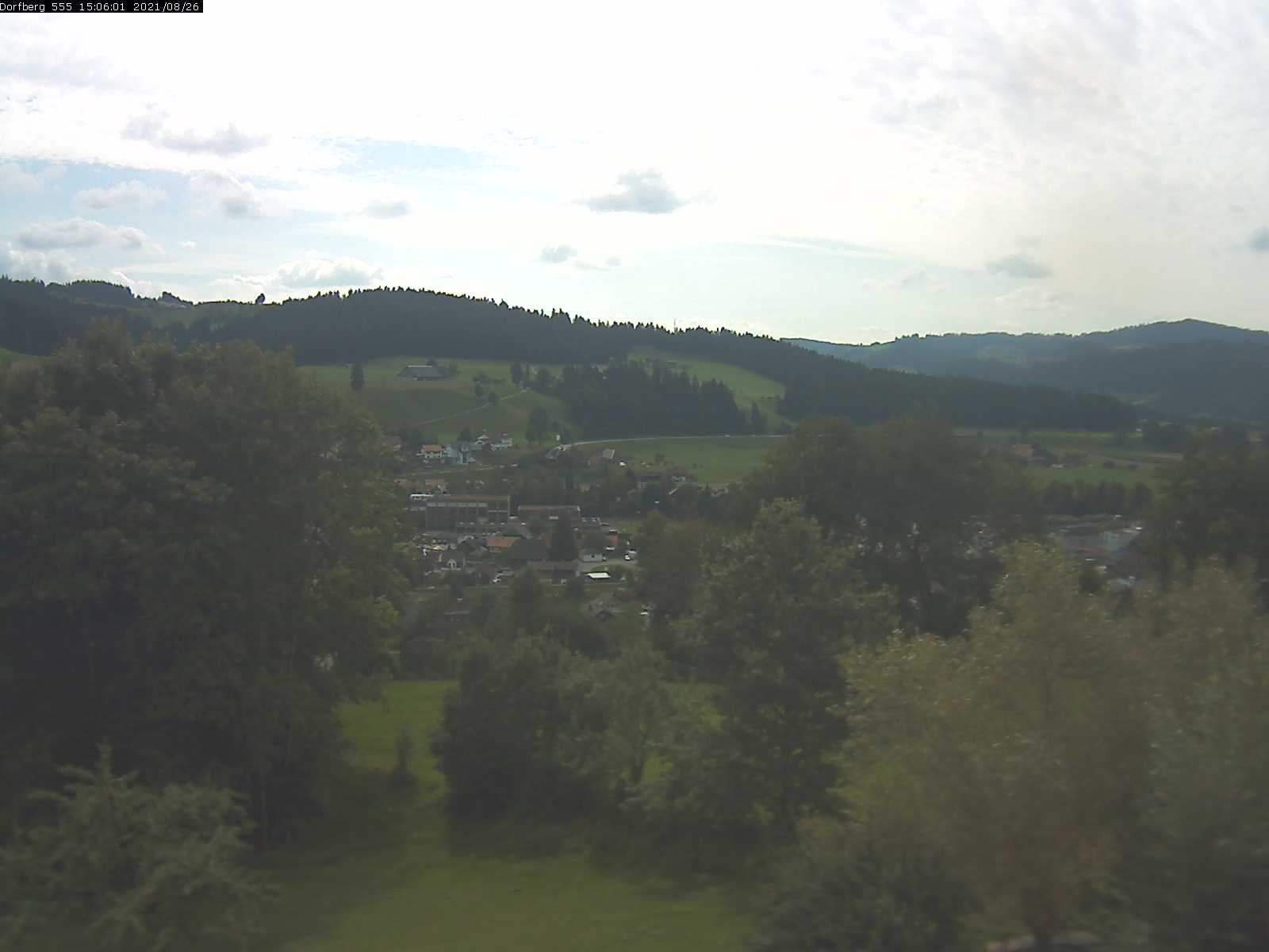 Webcam-Bild: Aussicht vom Dorfberg in Langnau 20210826-150601
