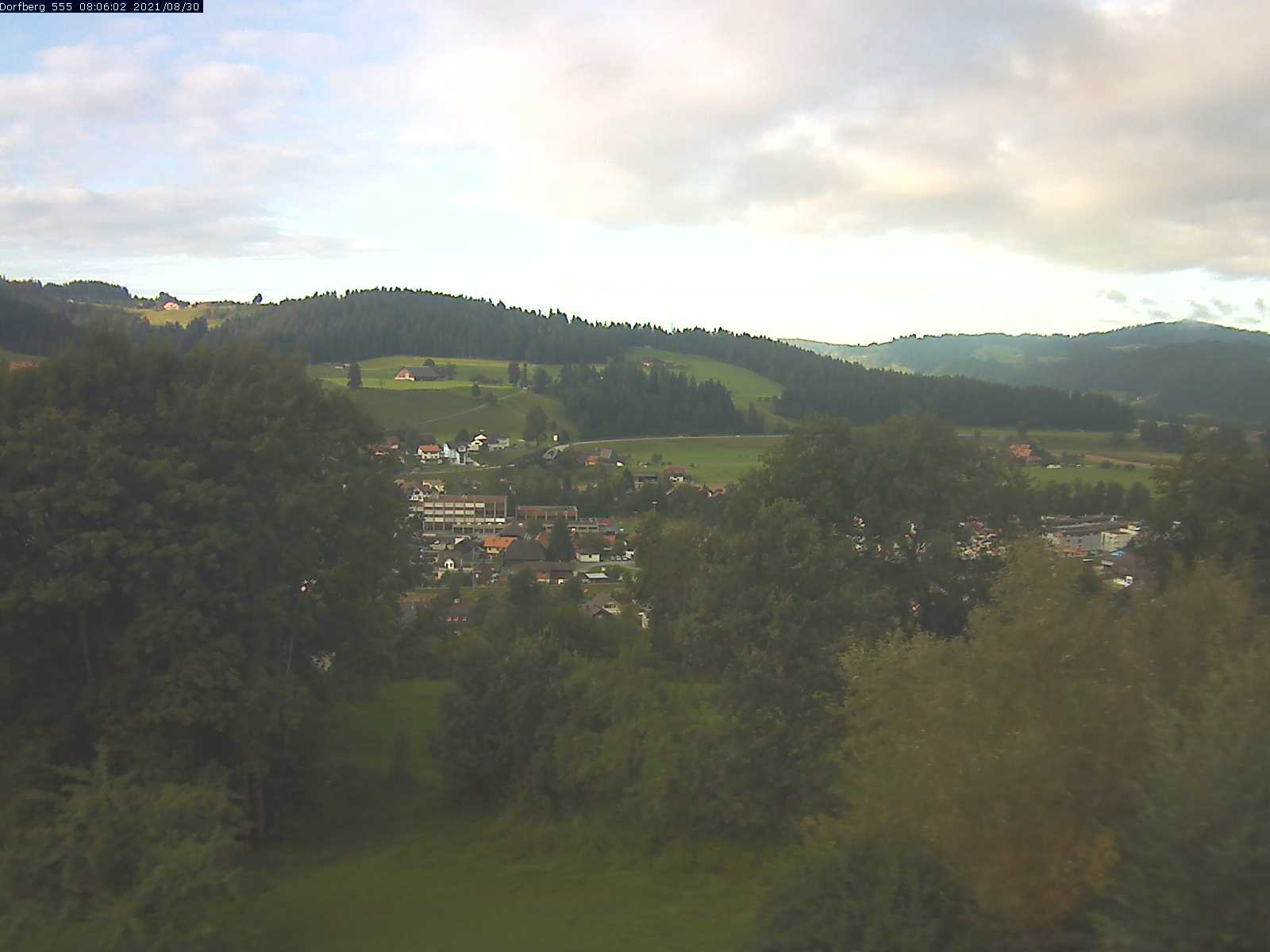 Webcam-Bild: Aussicht vom Dorfberg in Langnau 20210830-080601