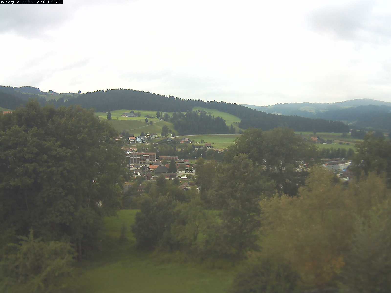 Webcam-Bild: Aussicht vom Dorfberg in Langnau 20210831-080601