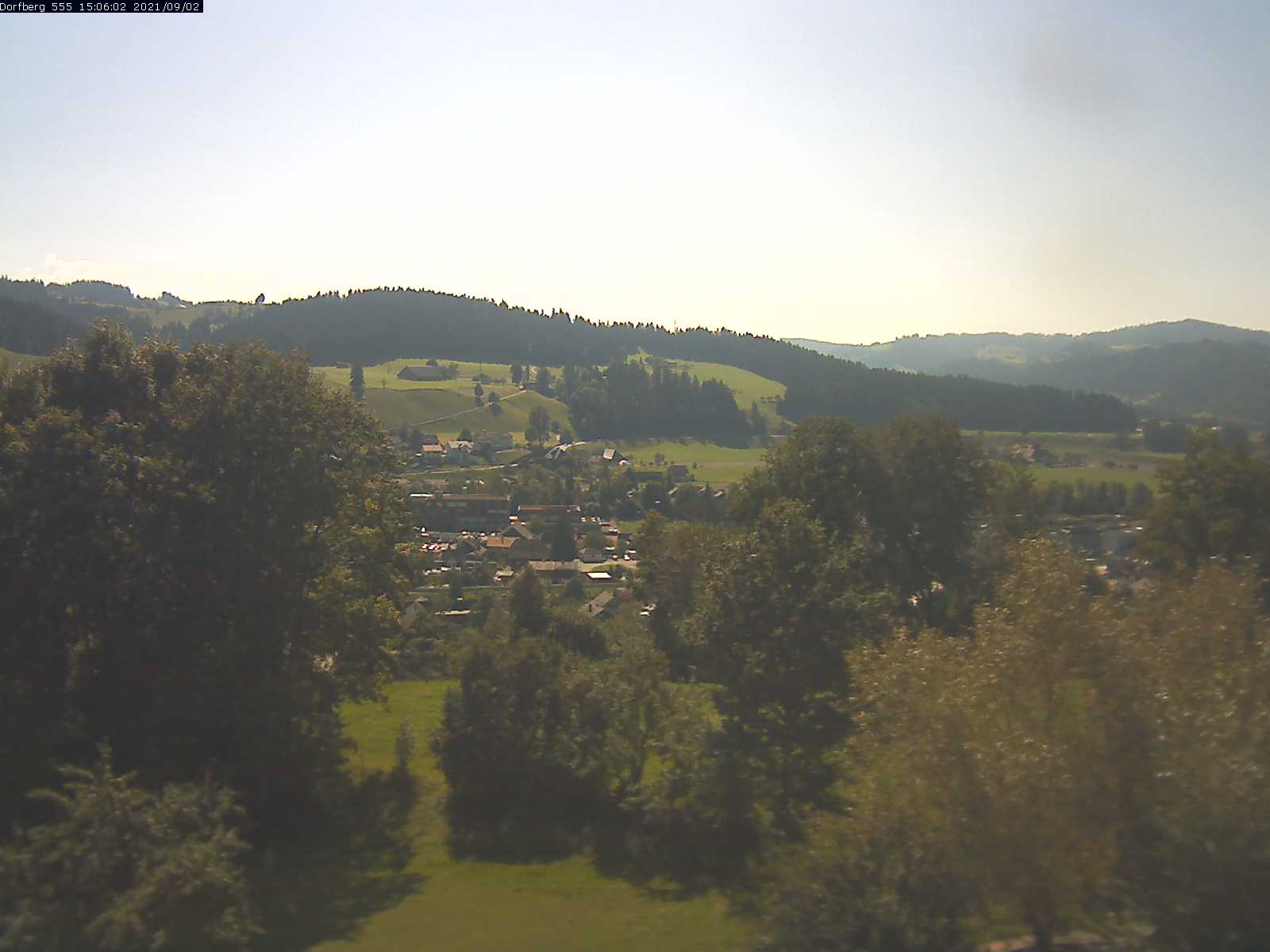 Webcam-Bild: Aussicht vom Dorfberg in Langnau 20210902-150601