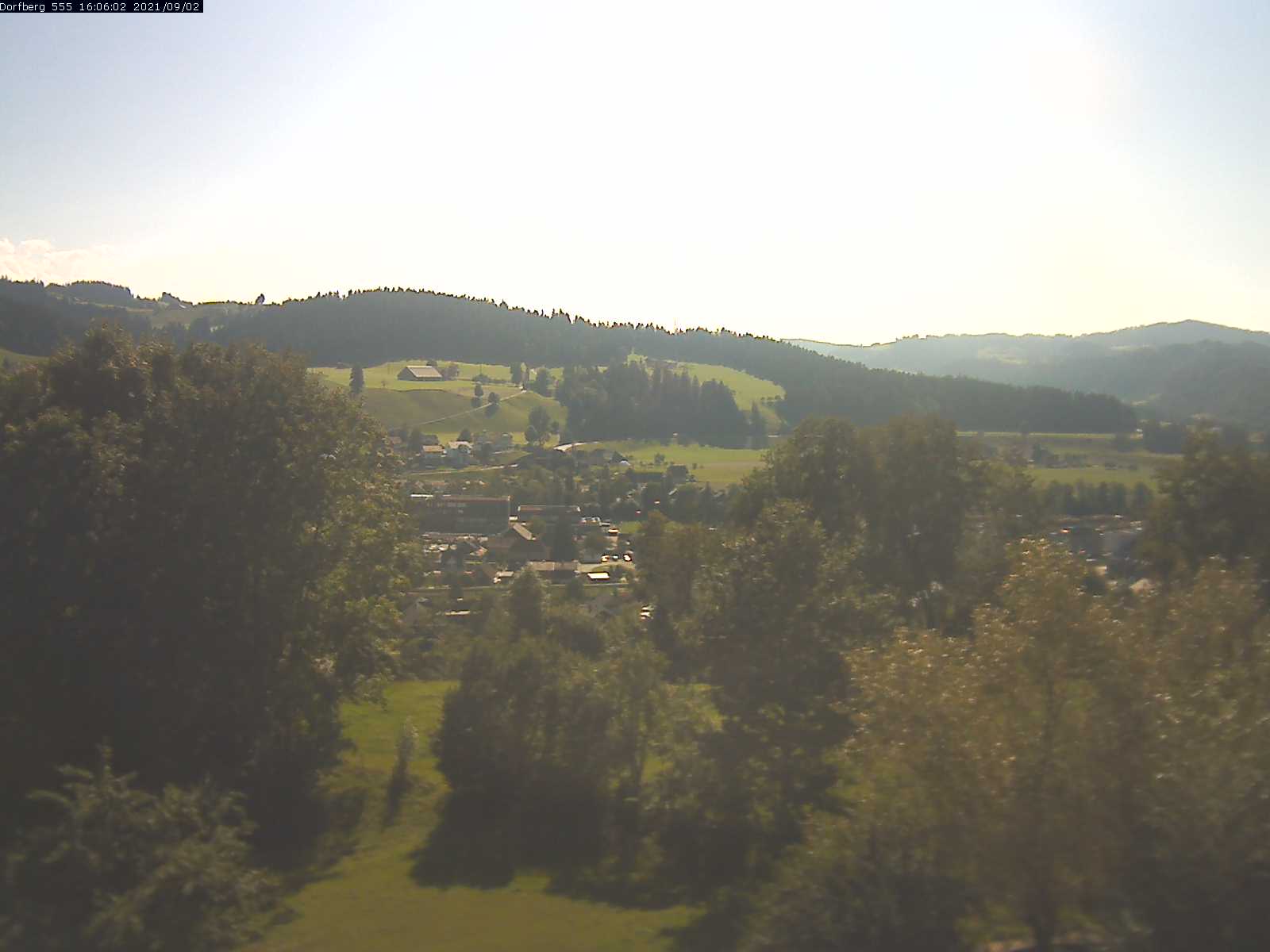 Webcam-Bild: Aussicht vom Dorfberg in Langnau 20210902-160601