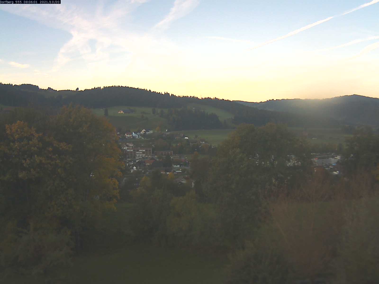 Webcam-Bild: Aussicht vom Dorfberg in Langnau 20211020-080601