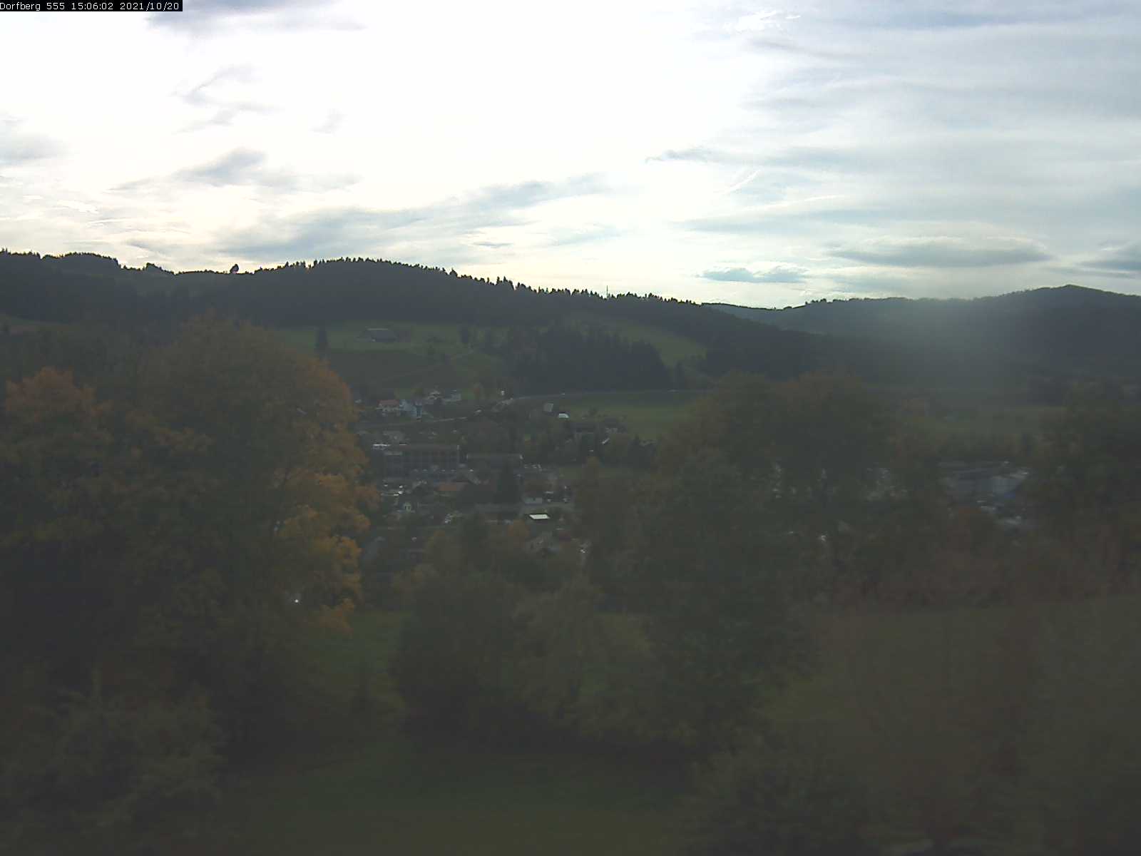 Webcam-Bild: Aussicht vom Dorfberg in Langnau 20211020-150601