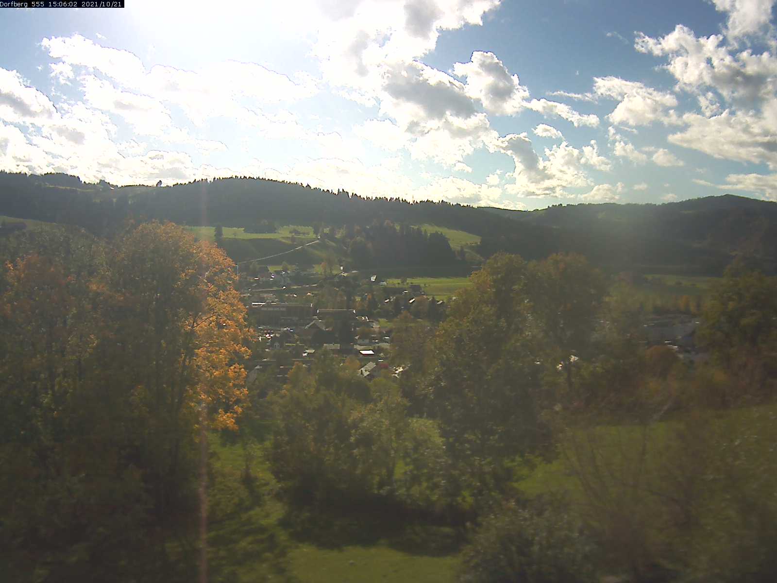 Webcam-Bild: Aussicht vom Dorfberg in Langnau 20211021-150601