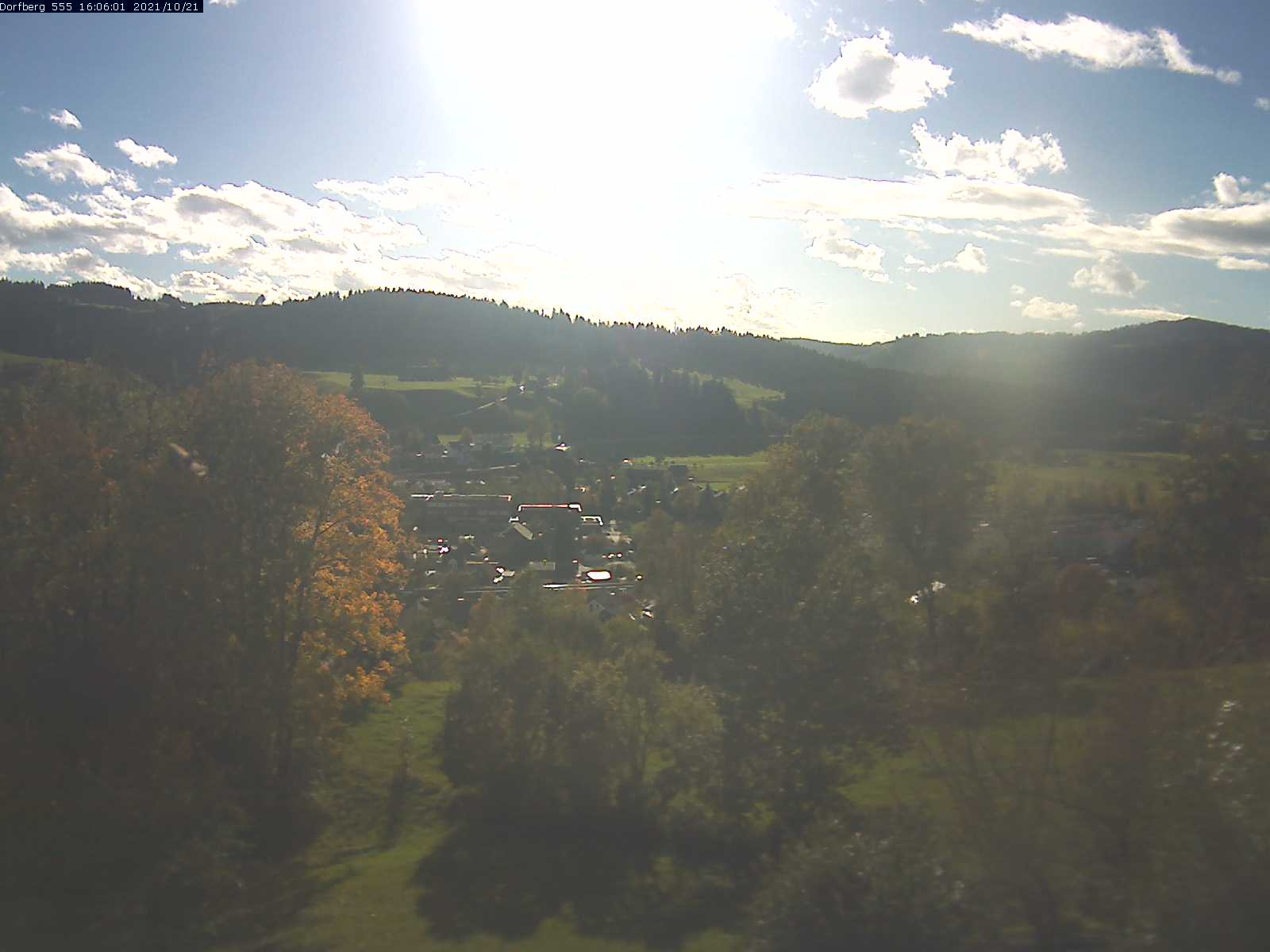 Webcam-Bild: Aussicht vom Dorfberg in Langnau 20211021-160601