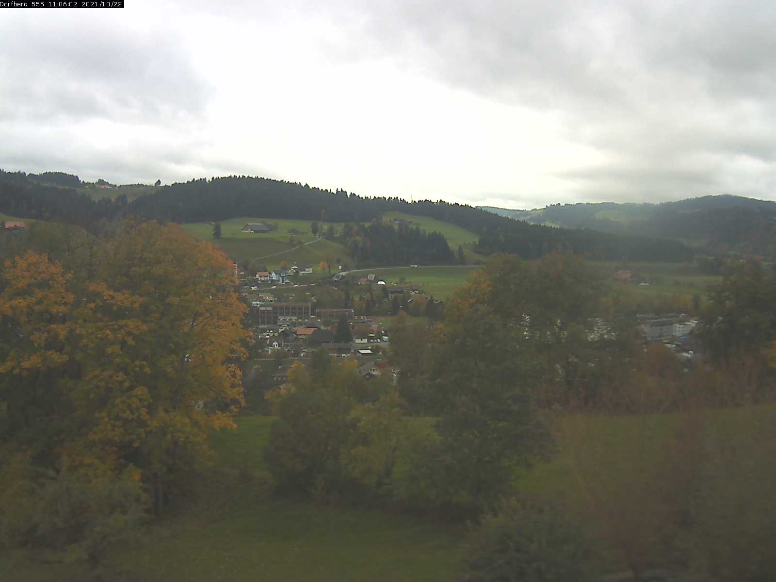 Webcam-Bild: Aussicht vom Dorfberg in Langnau 20211022-110601