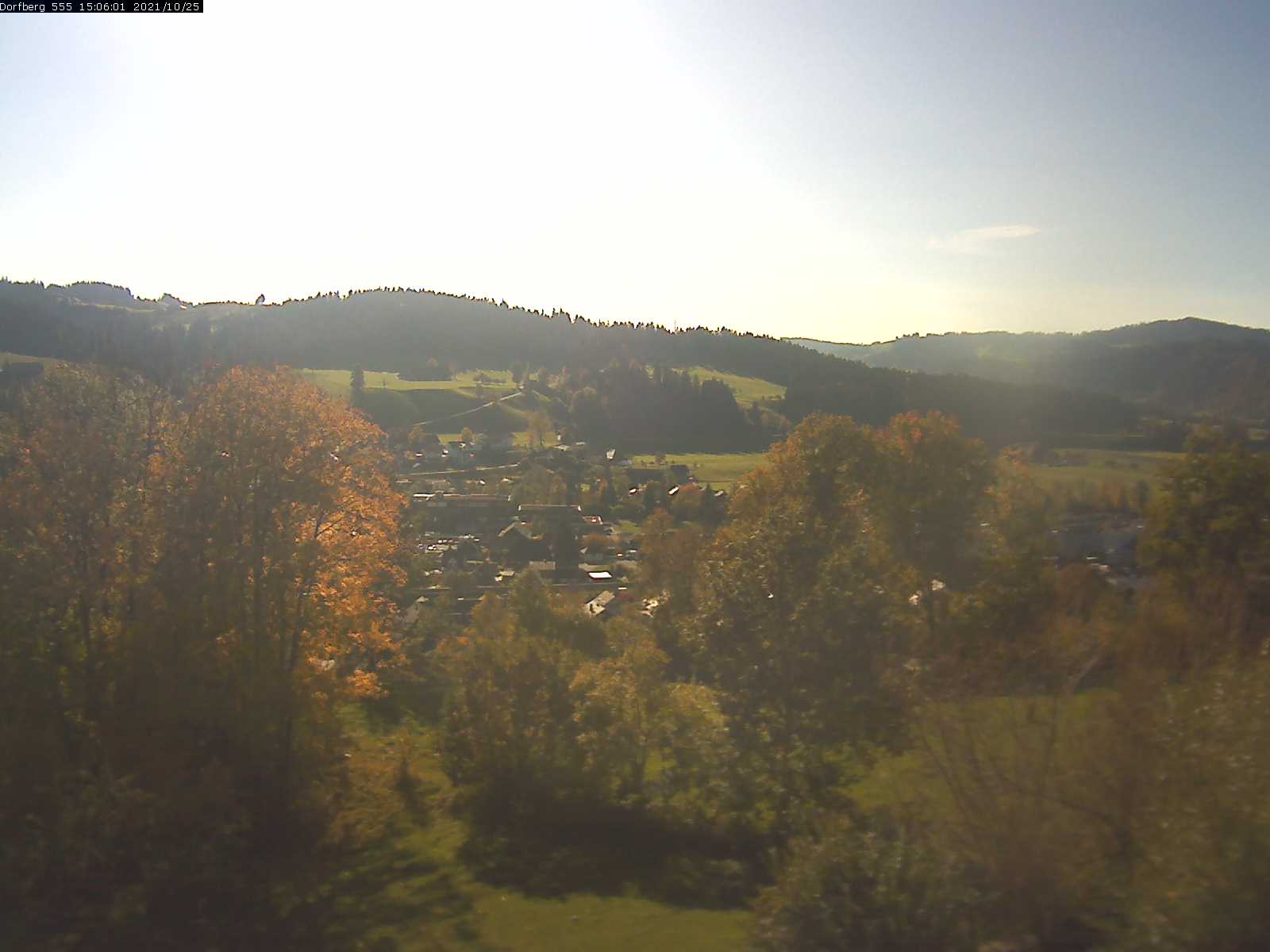Webcam-Bild: Aussicht vom Dorfberg in Langnau 20211025-150601