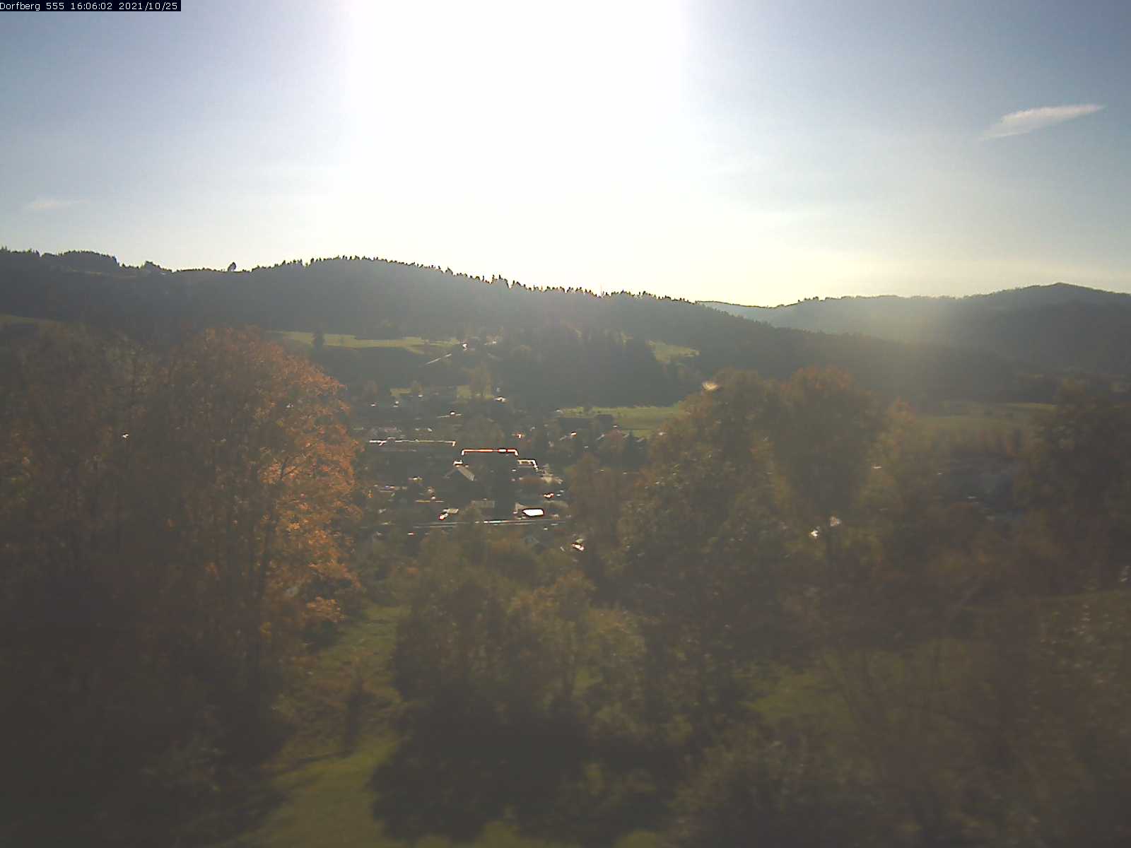 Webcam-Bild: Aussicht vom Dorfberg in Langnau 20211025-160601