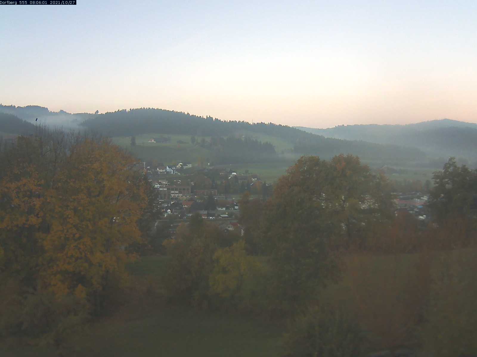 Webcam-Bild: Aussicht vom Dorfberg in Langnau 20211027-080601
